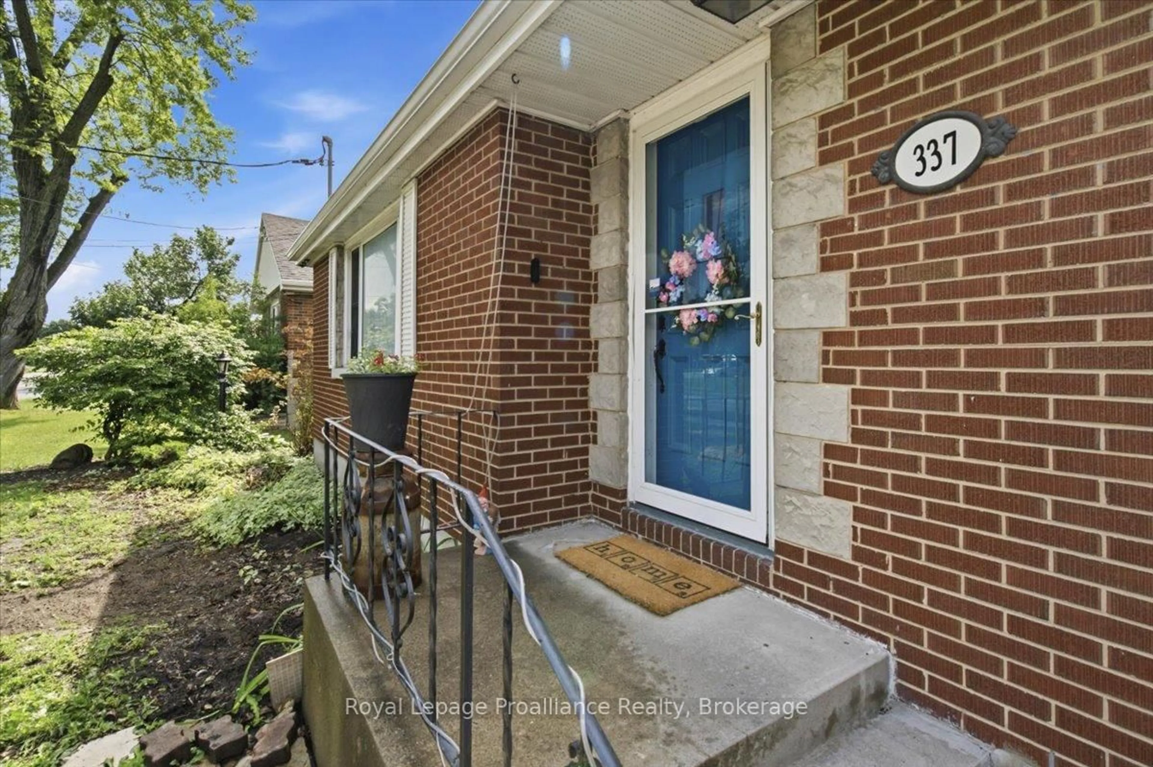 Home with brick exterior material, street for 337 Bridge St, Belleville Ontario K8N 1P5