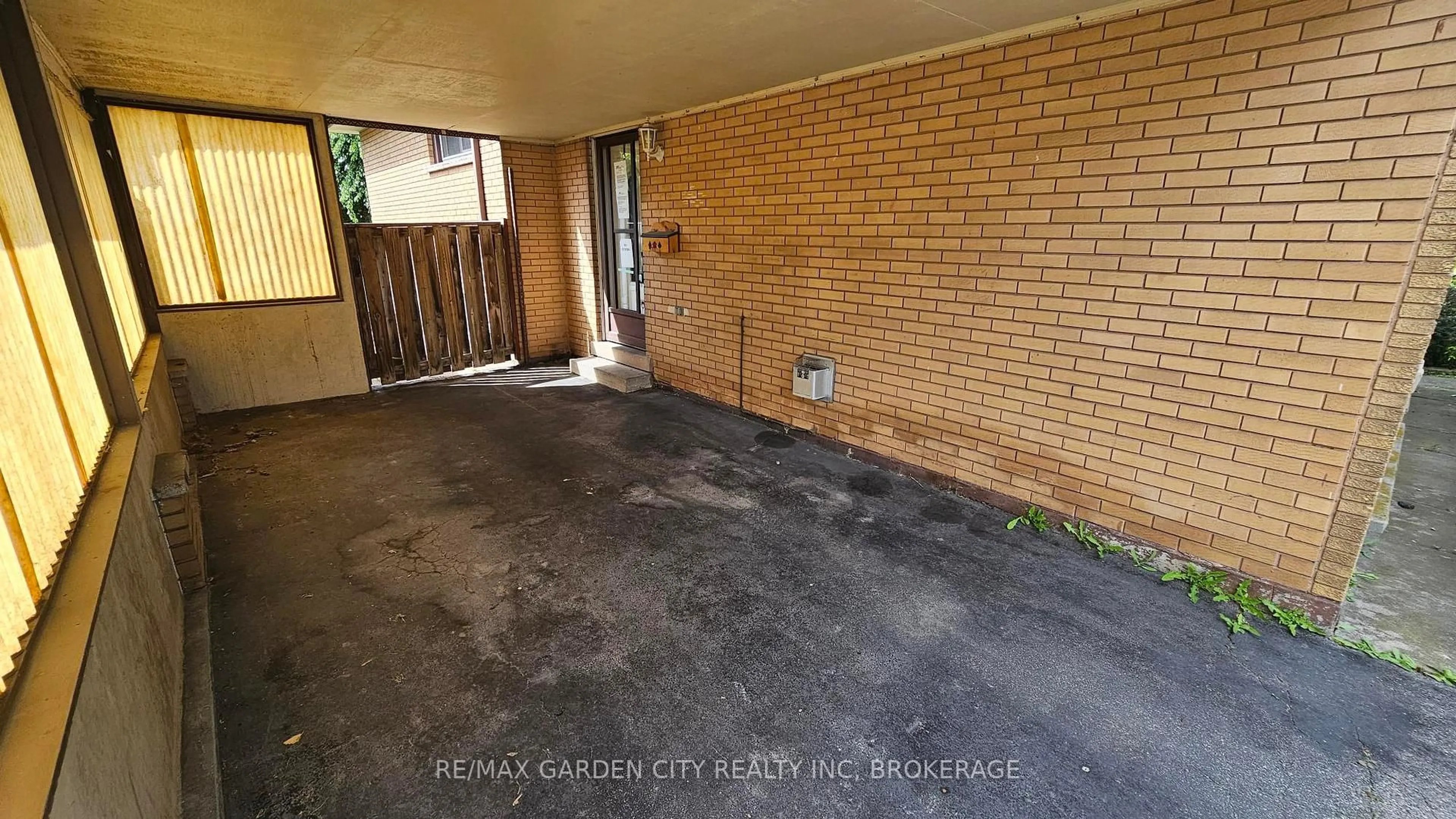 Unknown for 48 MANNING Ave, Hamilton Ontario L9A 3E7
