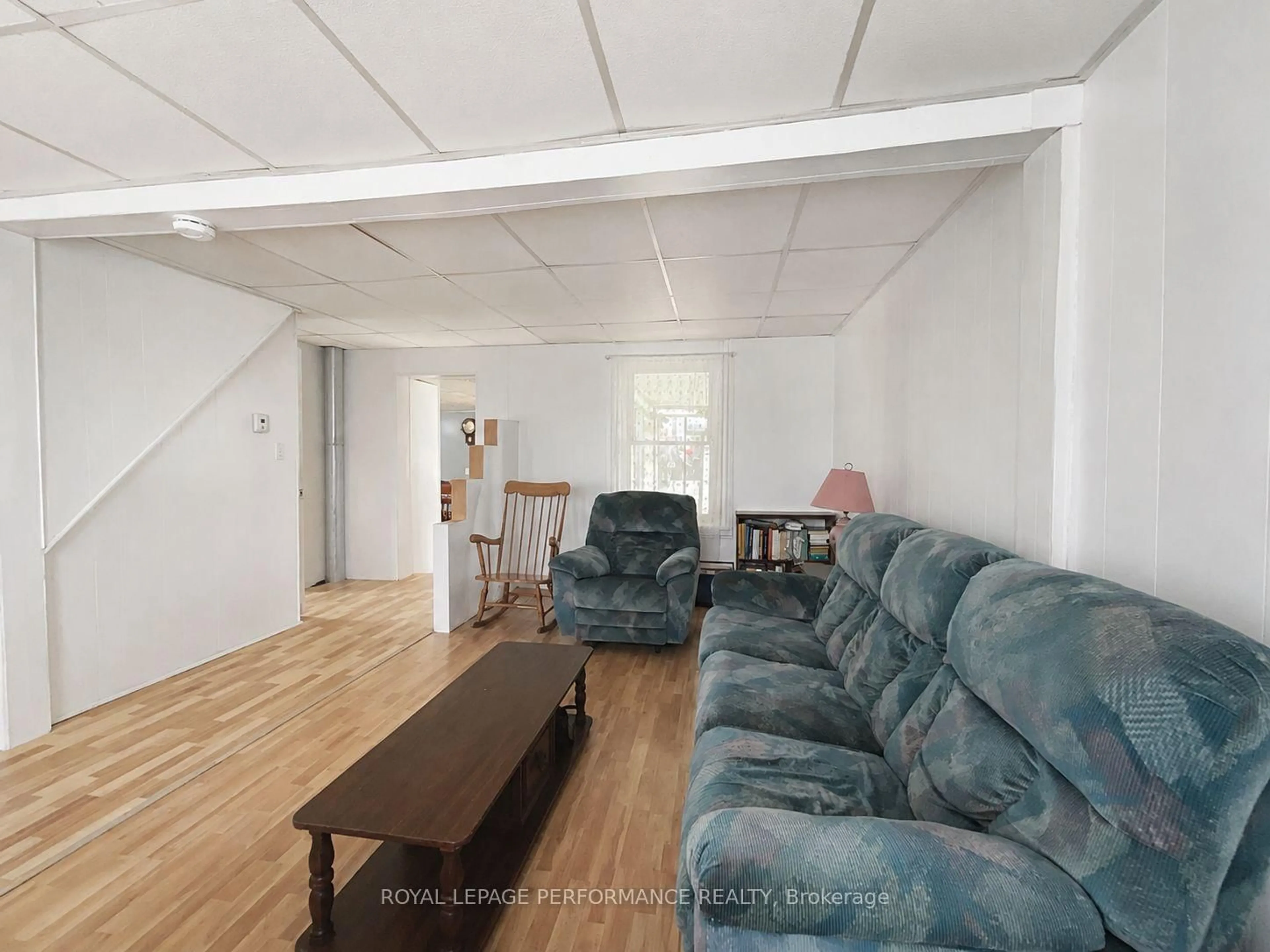 Living room with furniture, unknown for 232 Regent St, Hawkesbury Ontario K6A 1E9