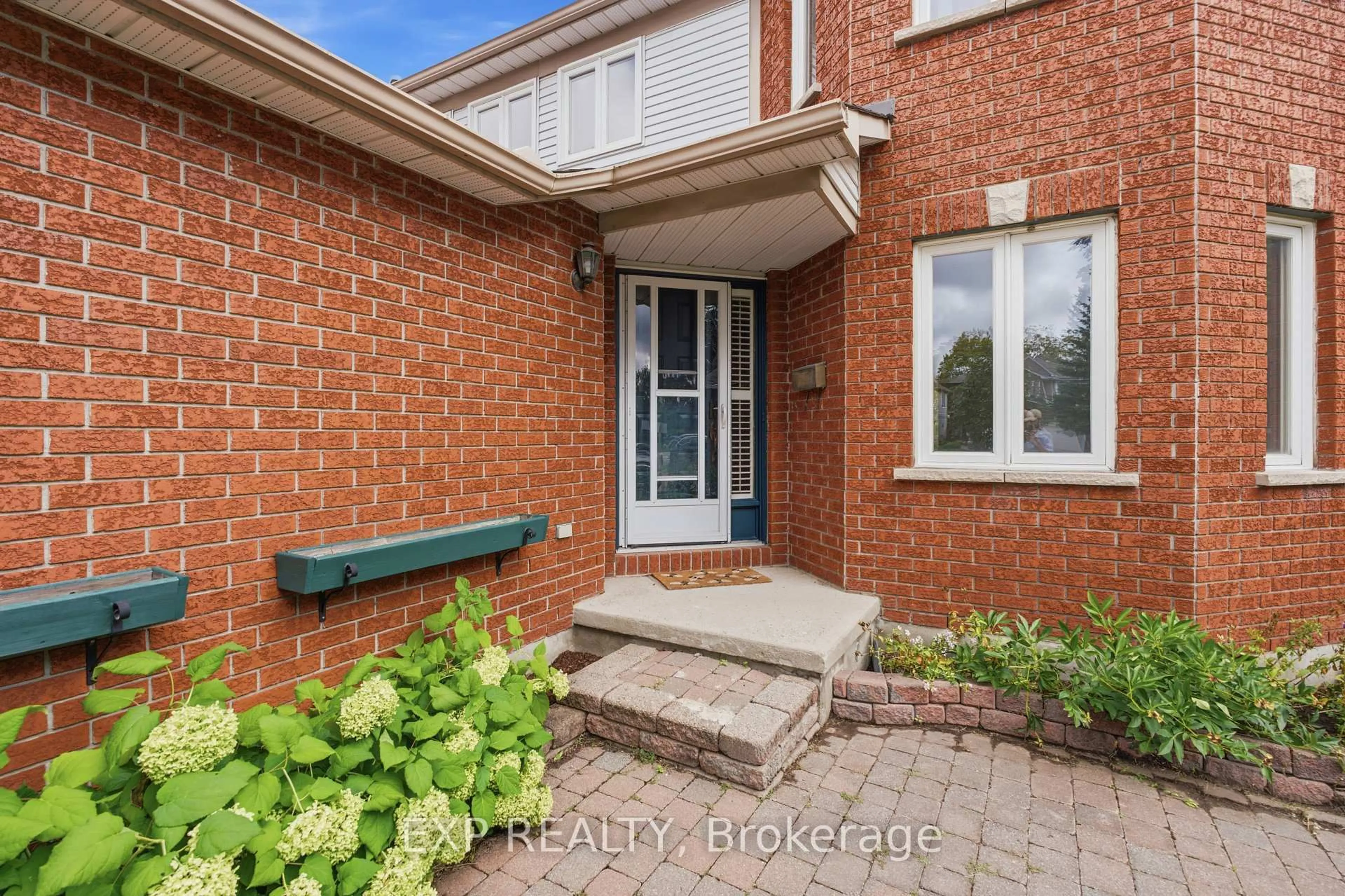 Home with brick exterior material, street for 2165 Johnston Rd, Ottawa Ontario K1G 5K2