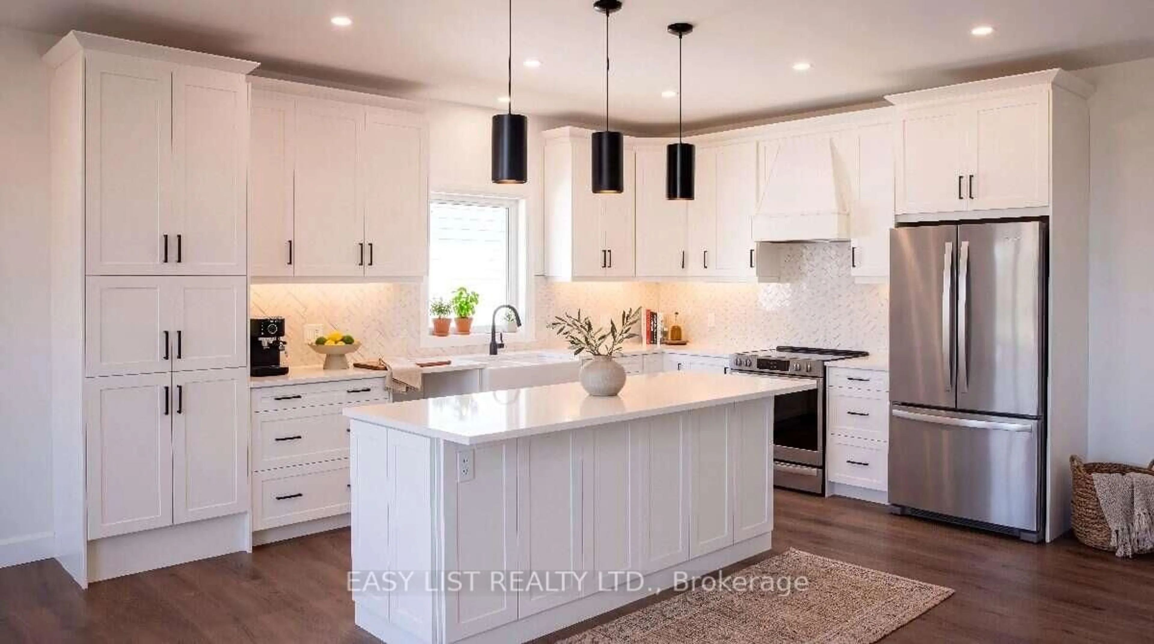 Open concept kitchen, unknown for 181 Jean Dr, Gananoque Ontario K7G 3C4