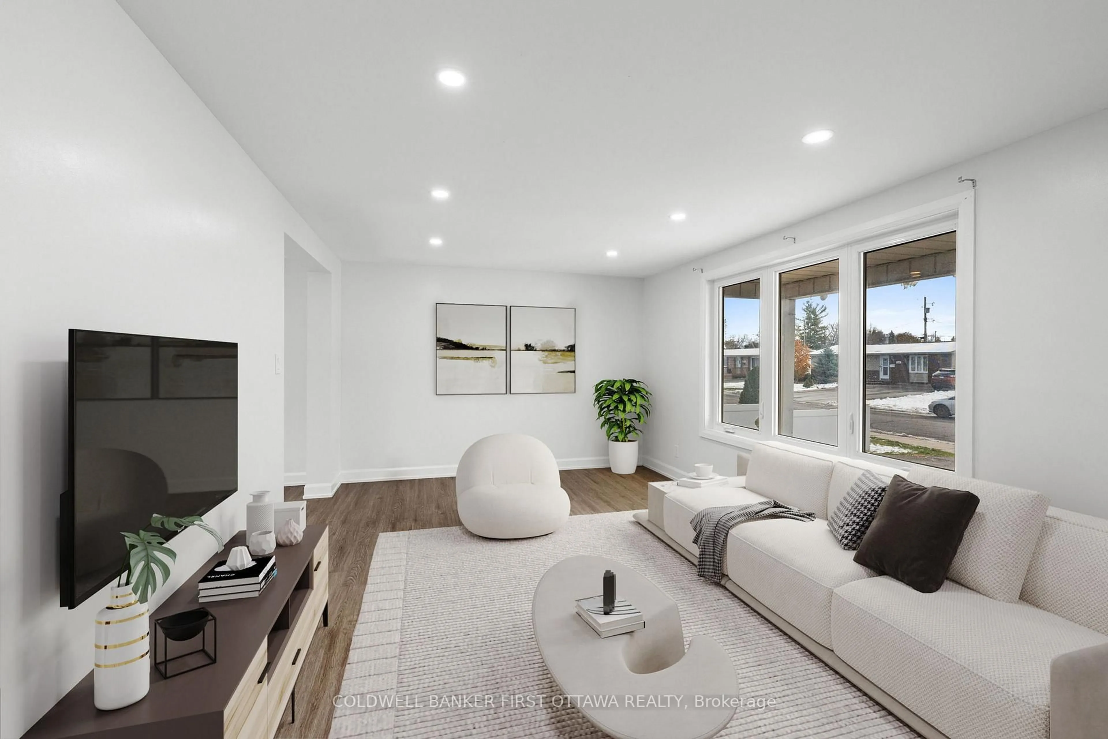 Living room with furniture, unknown for 351 Amiens St, Ottawa Ontario K1E 1P1