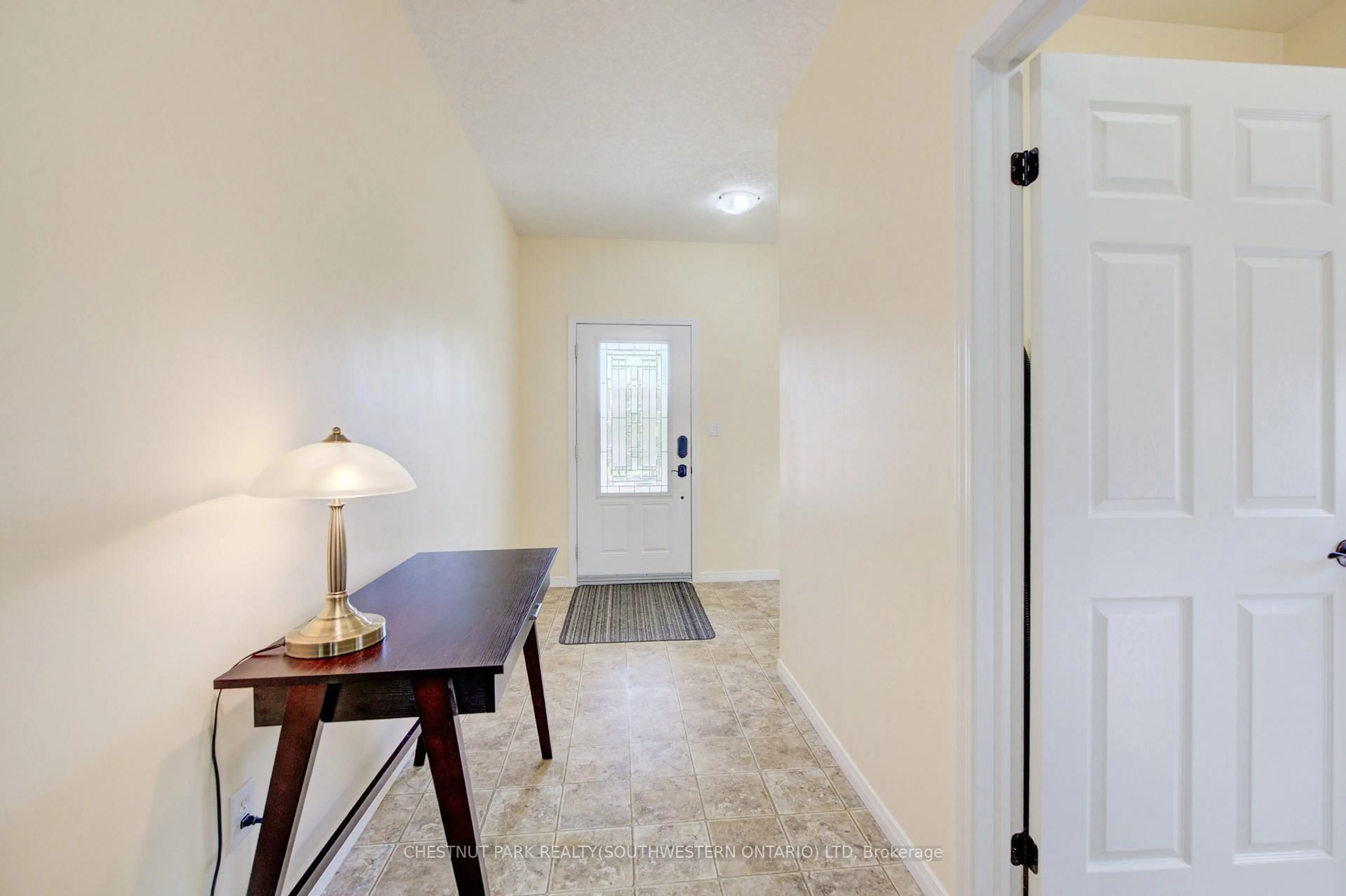Indoor entryway for 64 Kropf Dr, Wilmot Ontario N3A 4S3