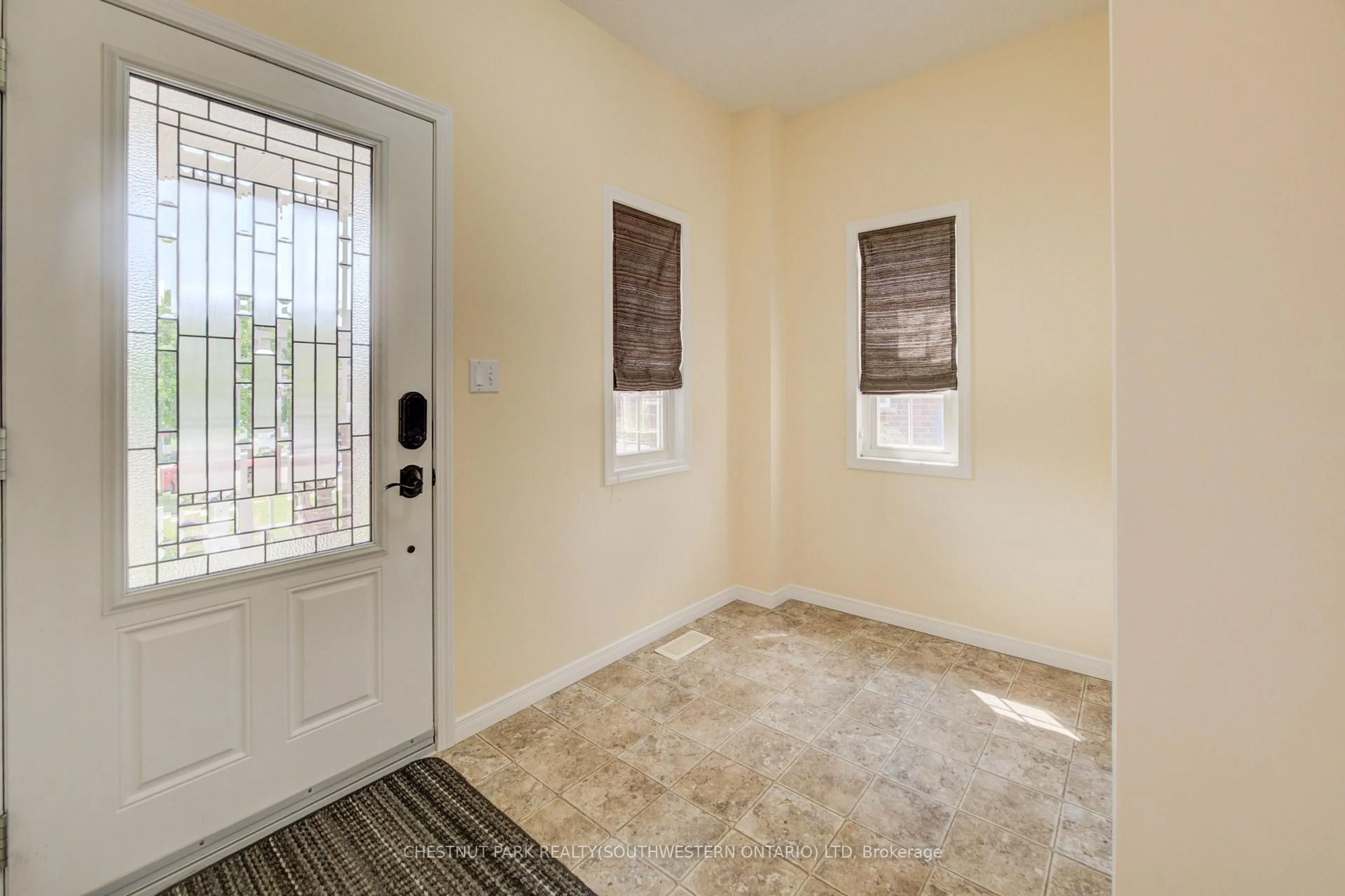 Indoor entryway for 64 Kropf Dr, Wilmot Ontario N3A 4S3