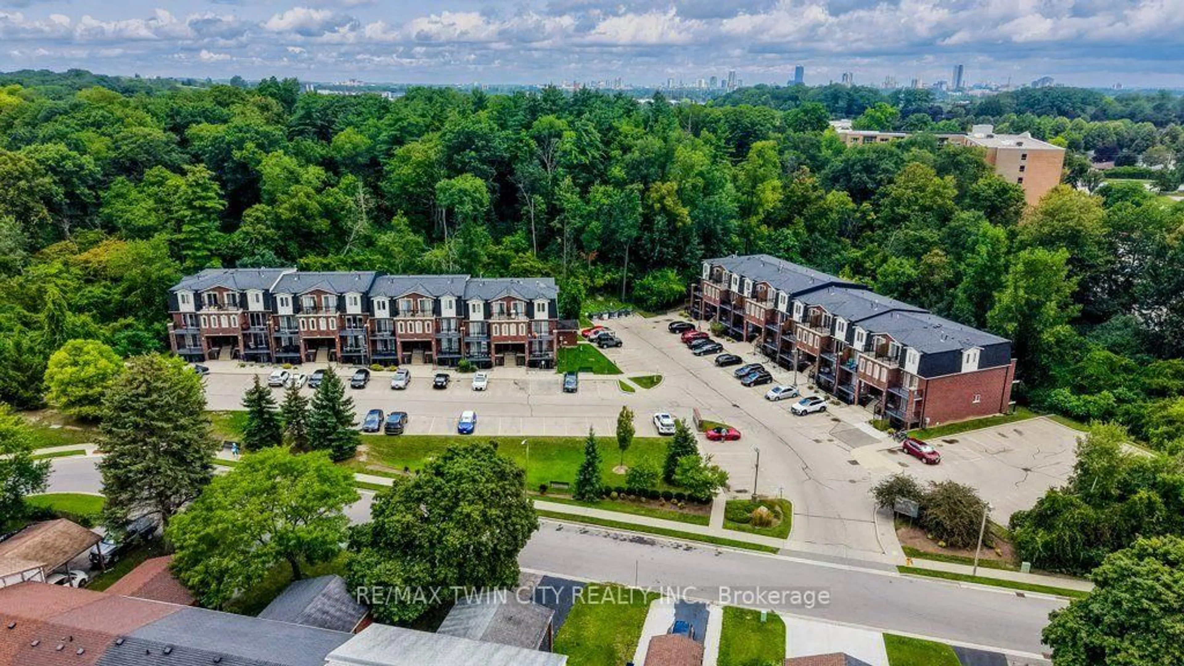 A pic from outside/outdoor area/front of a property/back of a property/a pic from drone, city buildings view from balcony for 45 Cedarhill Cres #9C, Kitchener Ontario N2E 0A2