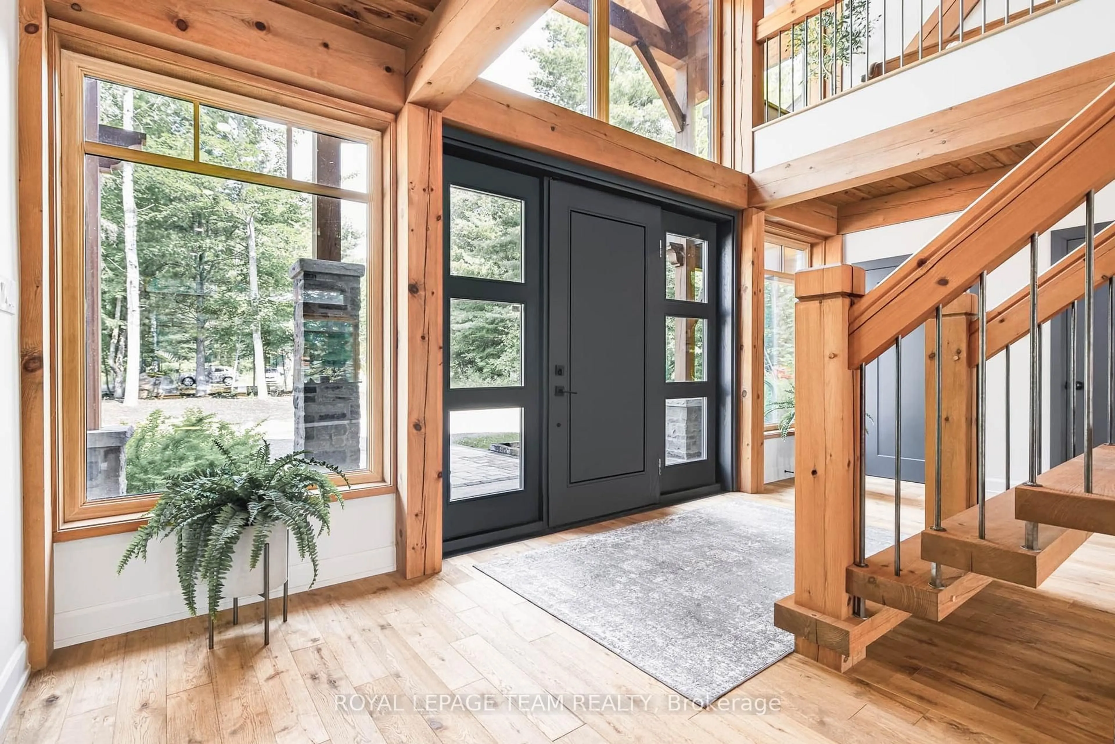 Indoor entryway for 1173 Barrett Chute Rd, Calabogie Ontario K0J 1H0