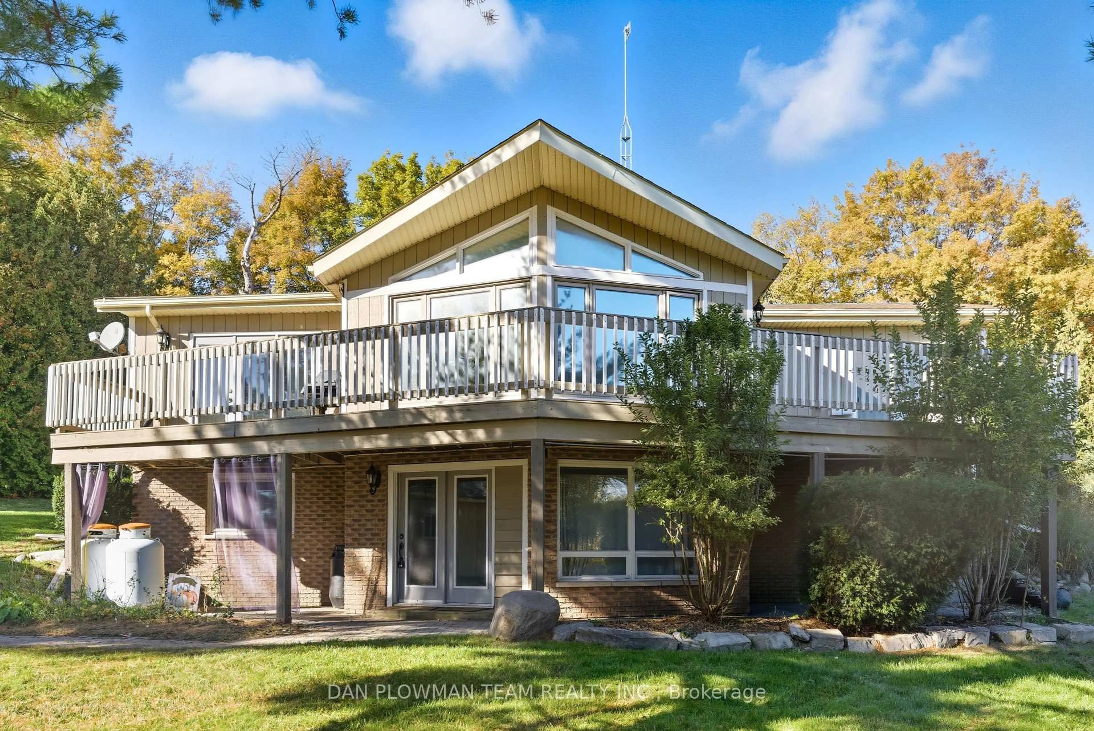 Home with vinyl exterior material, water/lake/river/ocean view for 236 Rutherford Rd, Alnwick/Haldimand Ontario K0K 1S0