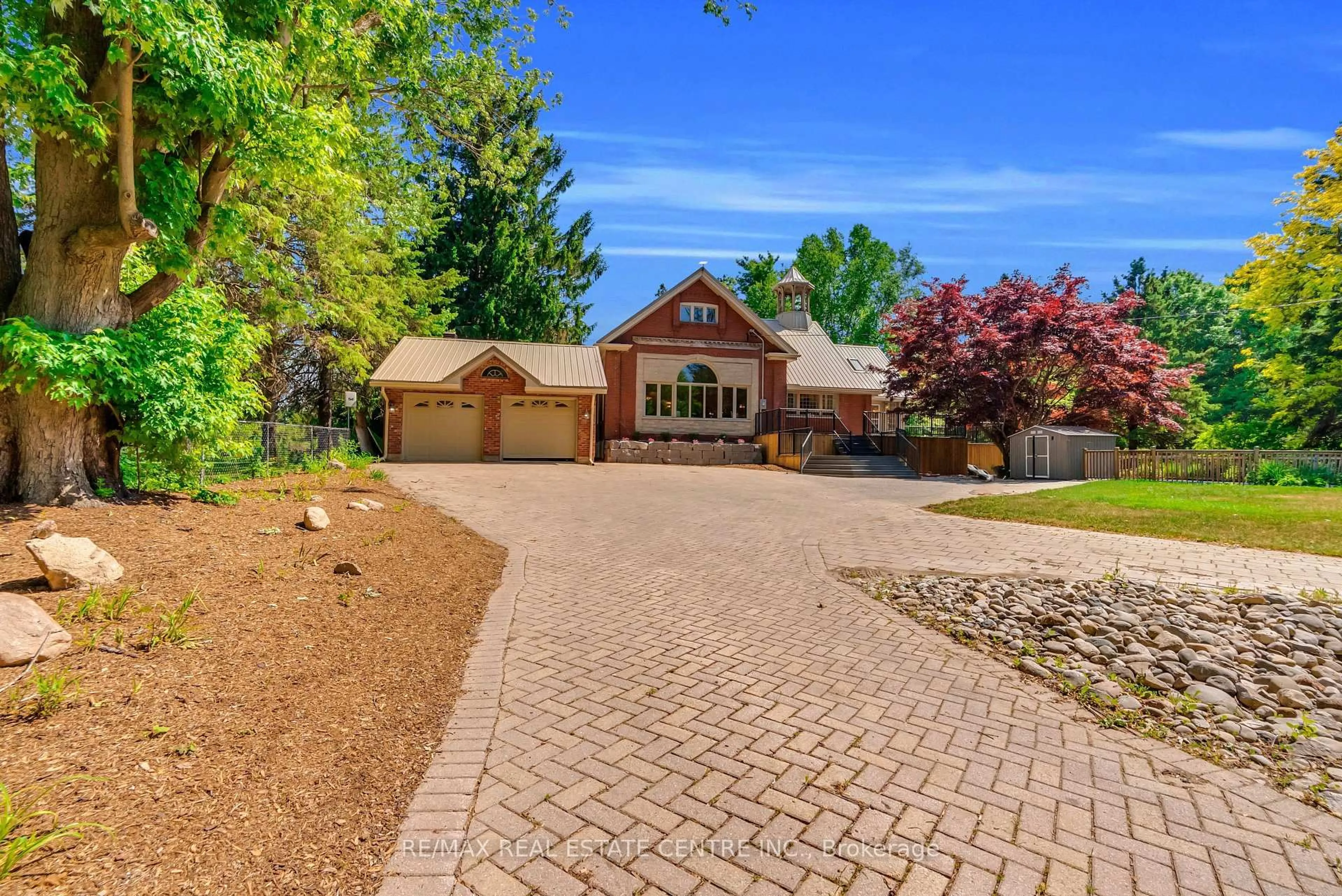 Home with brick exterior material, unknown for 1560 Elgin Rd, Thames Centre Ontario N0L 1G6