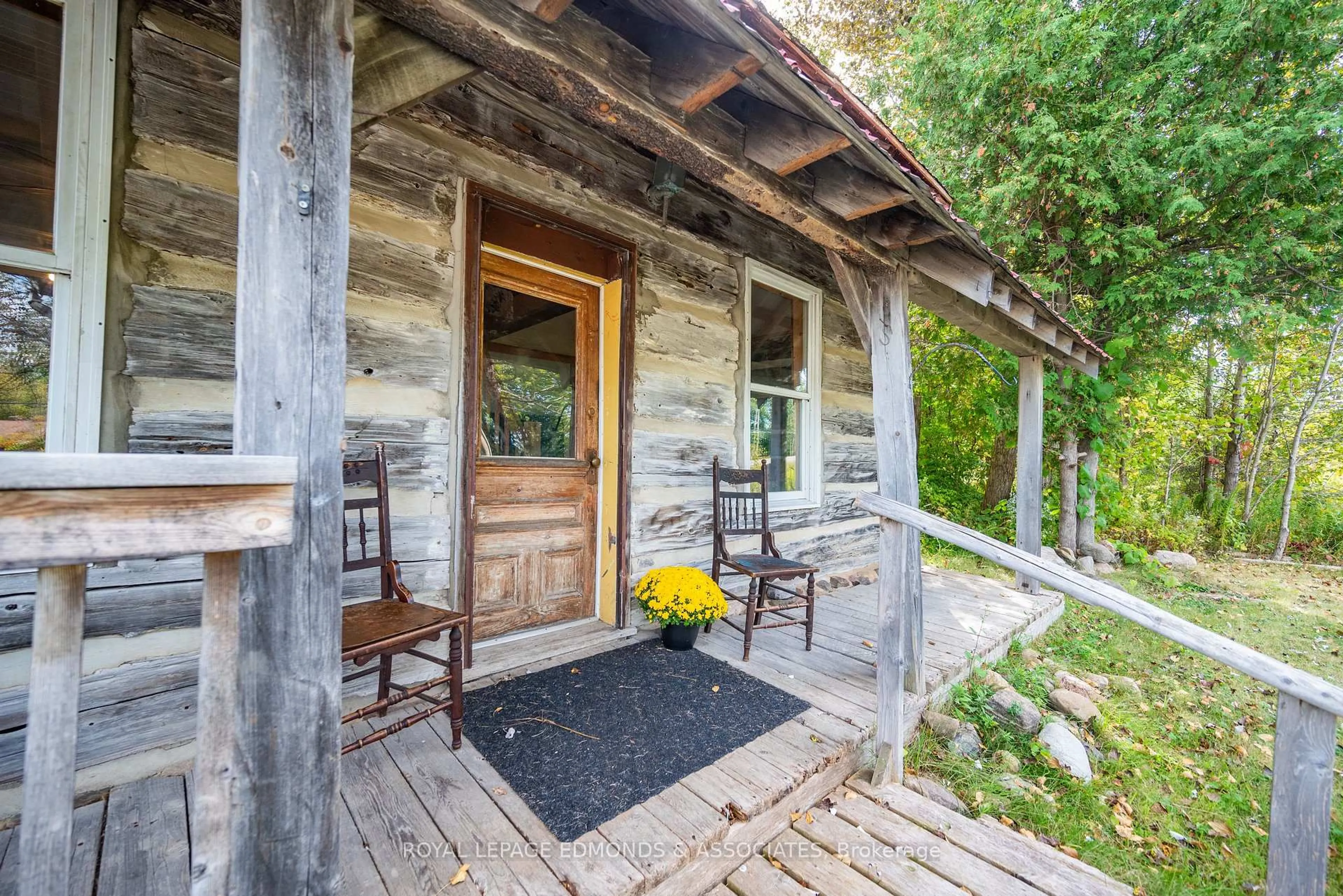 Patio, unknown for 8744 Highway 60 Highway, Eganville Ontario K0J 1T0