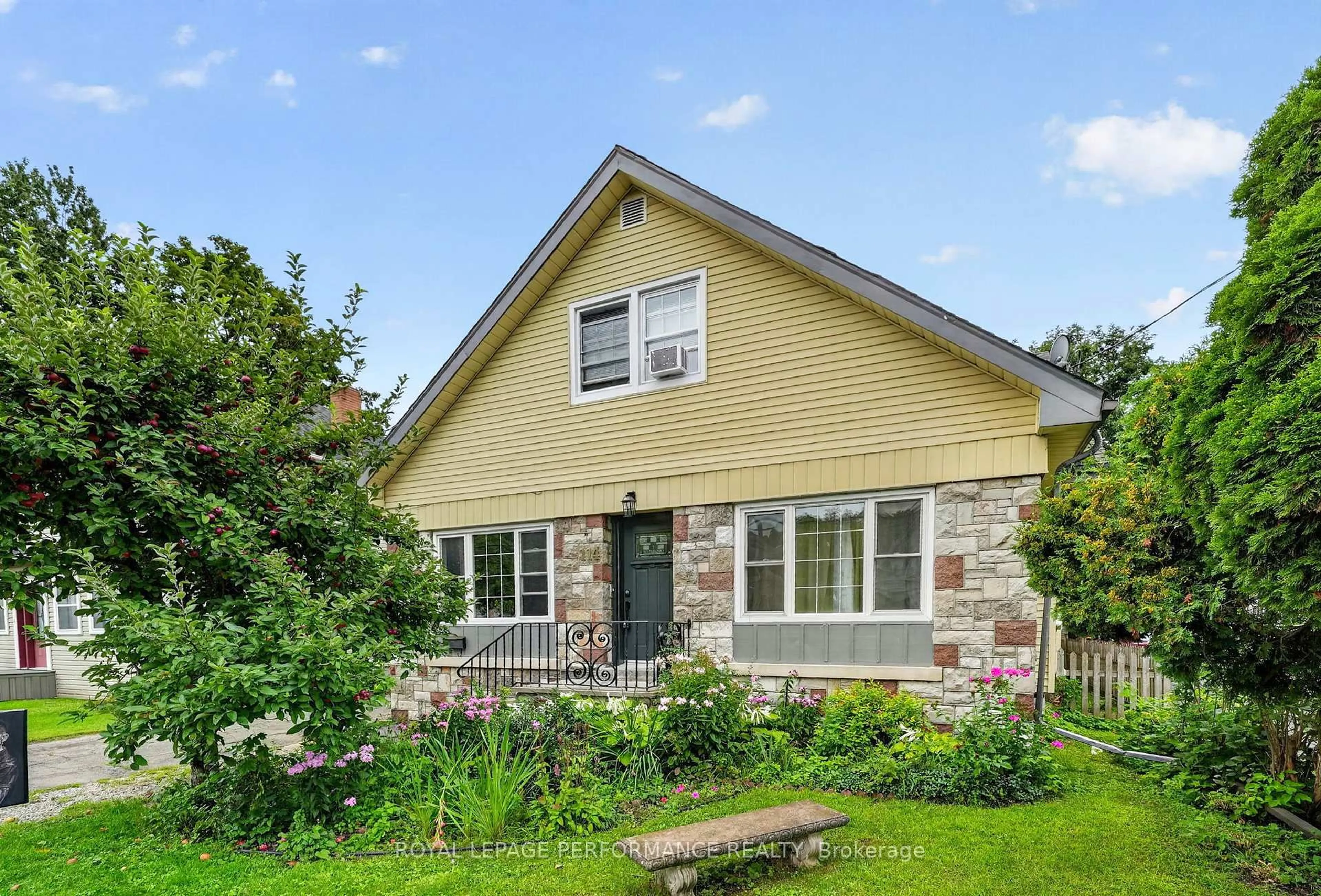 Home with brick exterior material, street for 114 Gloucester St, Cornwall Ontario K6H 3W4