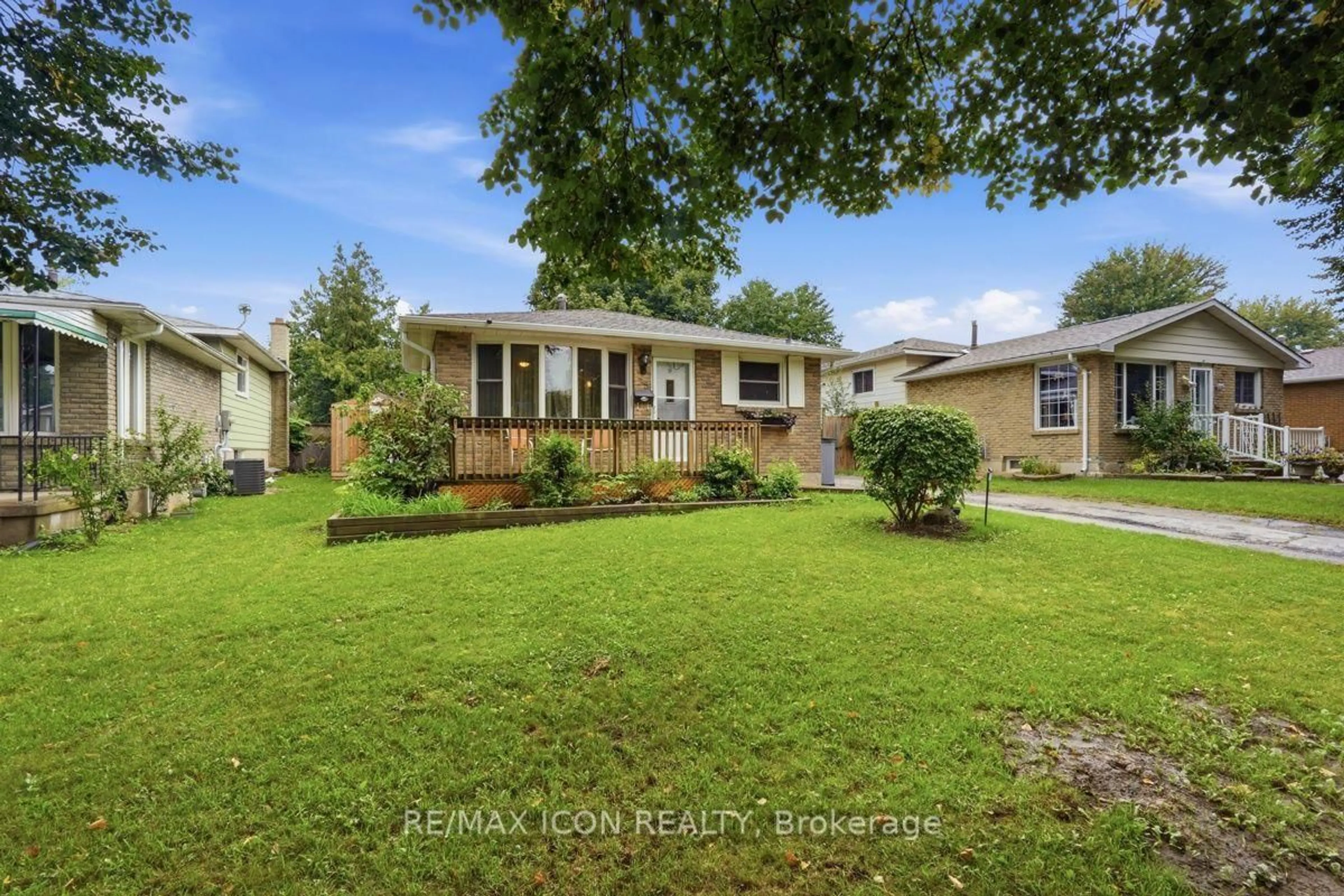 Home with brick exterior material, street for 25 Upcott Cres, London South Ontario N6E 1S6