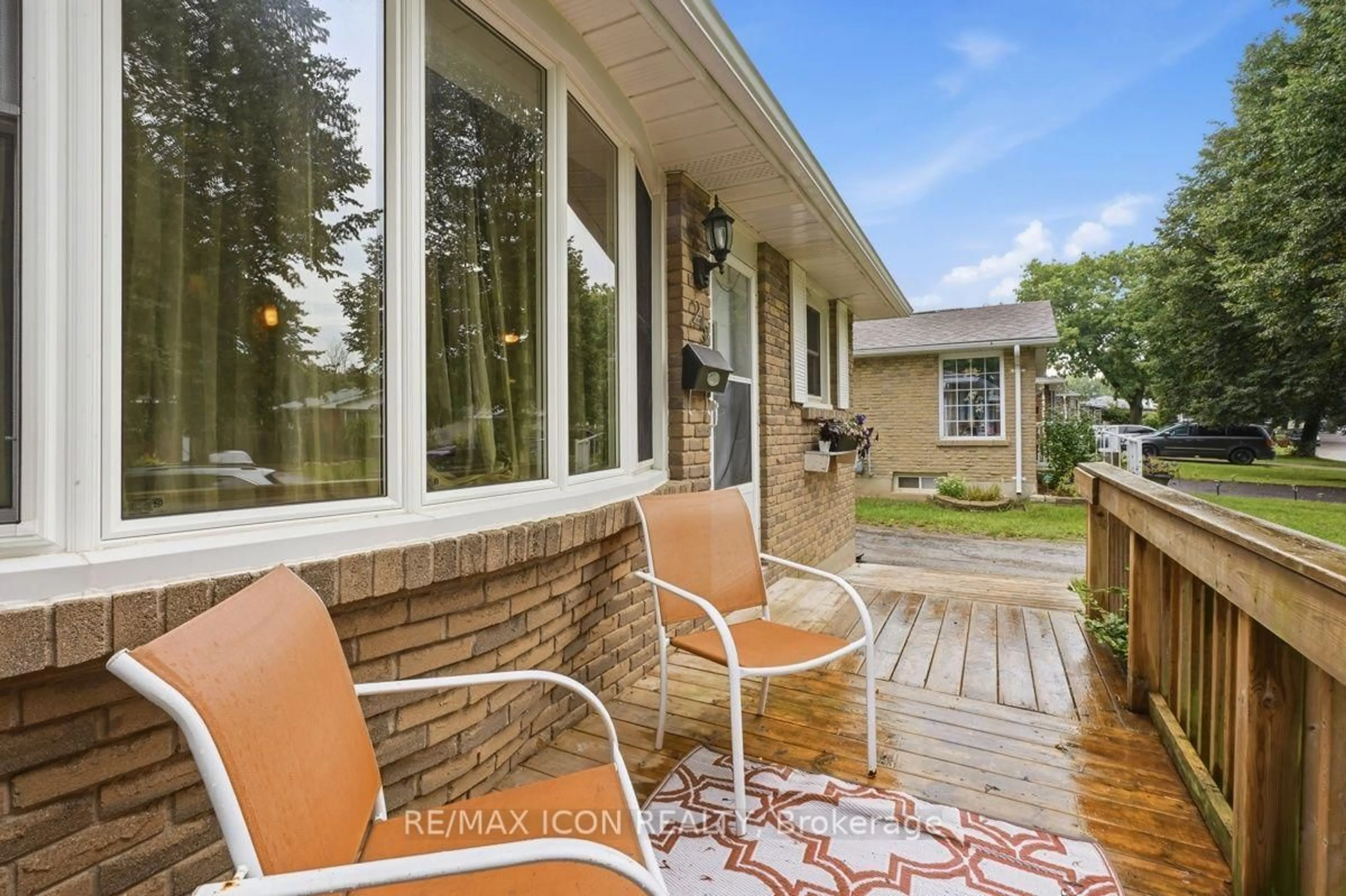 Patio, unknown for 25 Upcott Cres, London South Ontario N6E 1S6