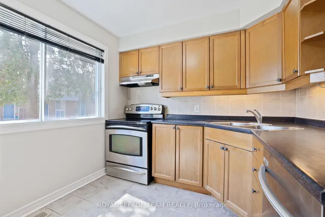 2942 Fairlea Cres, Ottawa 5