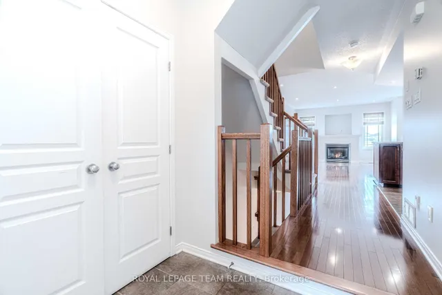 506 Pepperville Cres, Ottawa 3