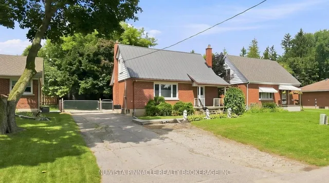 442 Grandview Ave, Wilmot 2