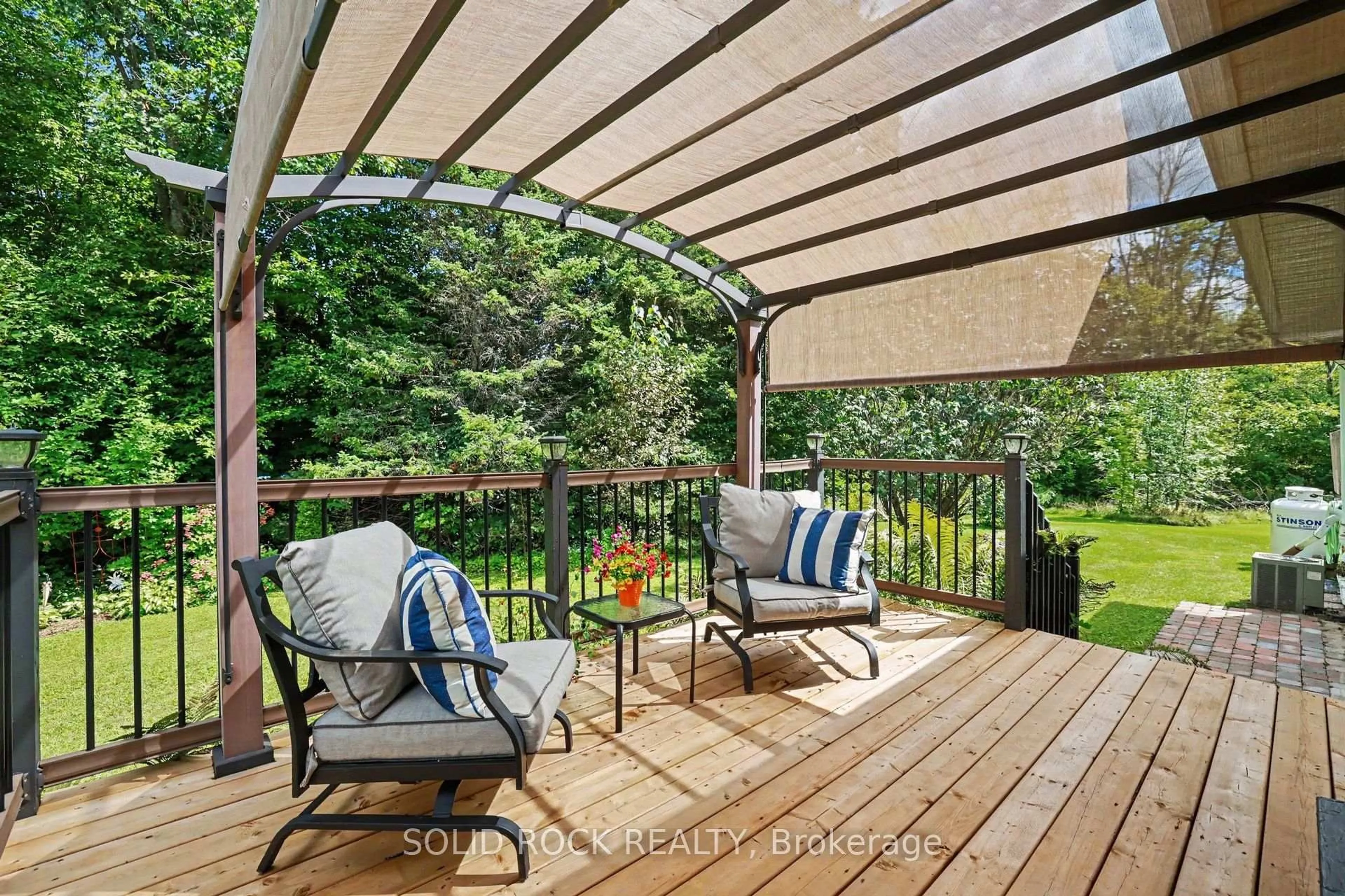 Patio, unknown for 263 Maple Bend Rd, McNab/Braeside Ontario K7S 3H4