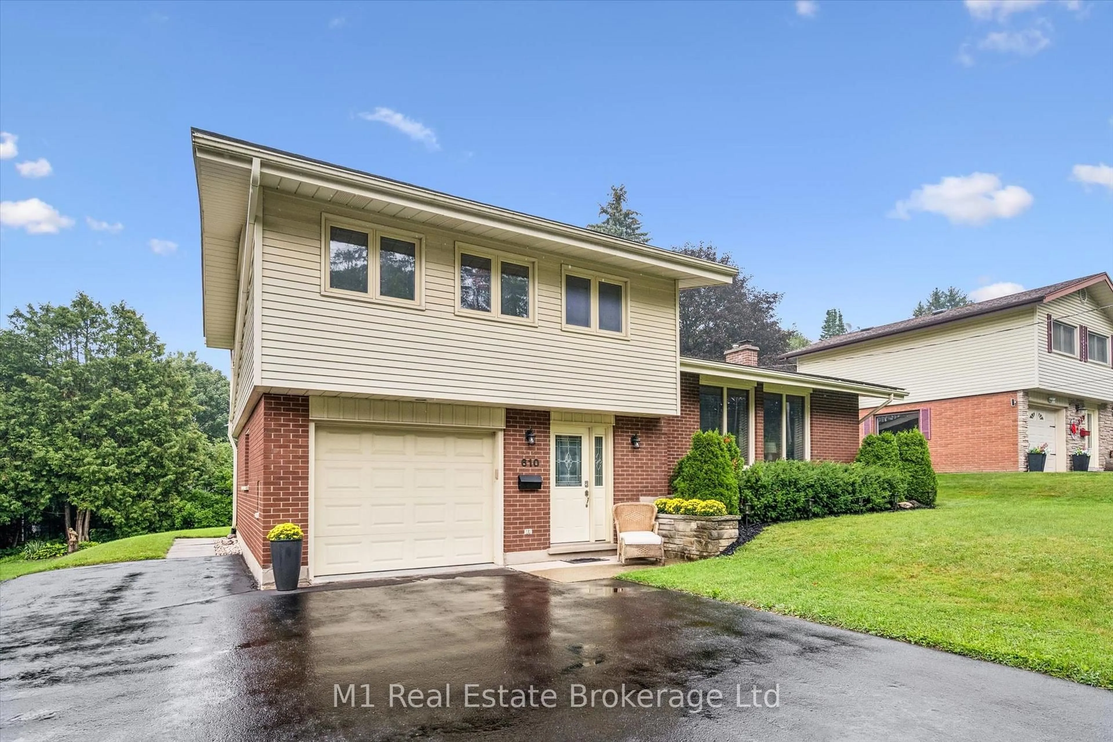 Home with brick exterior material, street for 610 St David St, Centre Wellington Ontario N1M 2L9