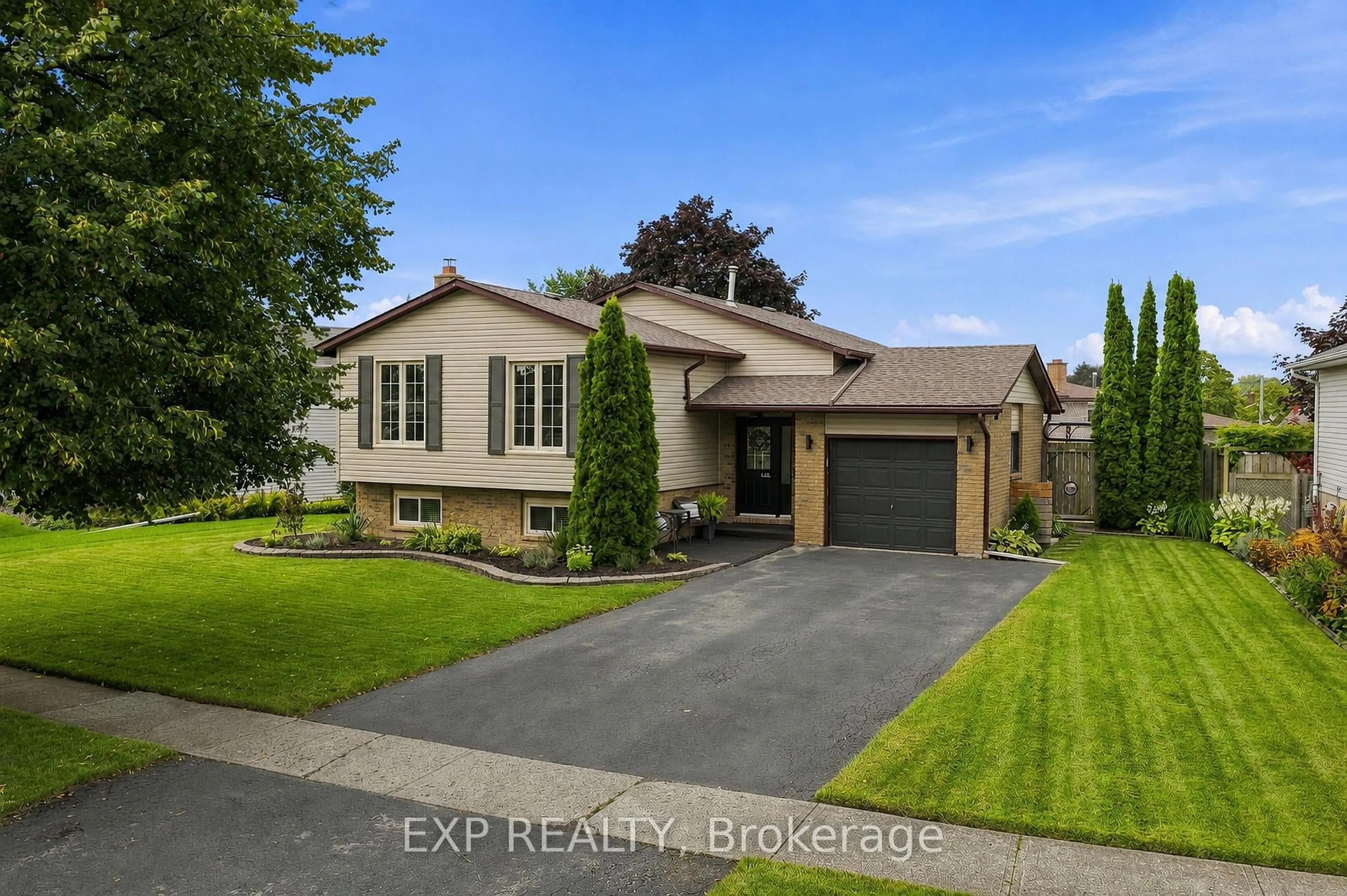 Unknown for 72 Acadia Dr, Welland Ontario L3C 6L6