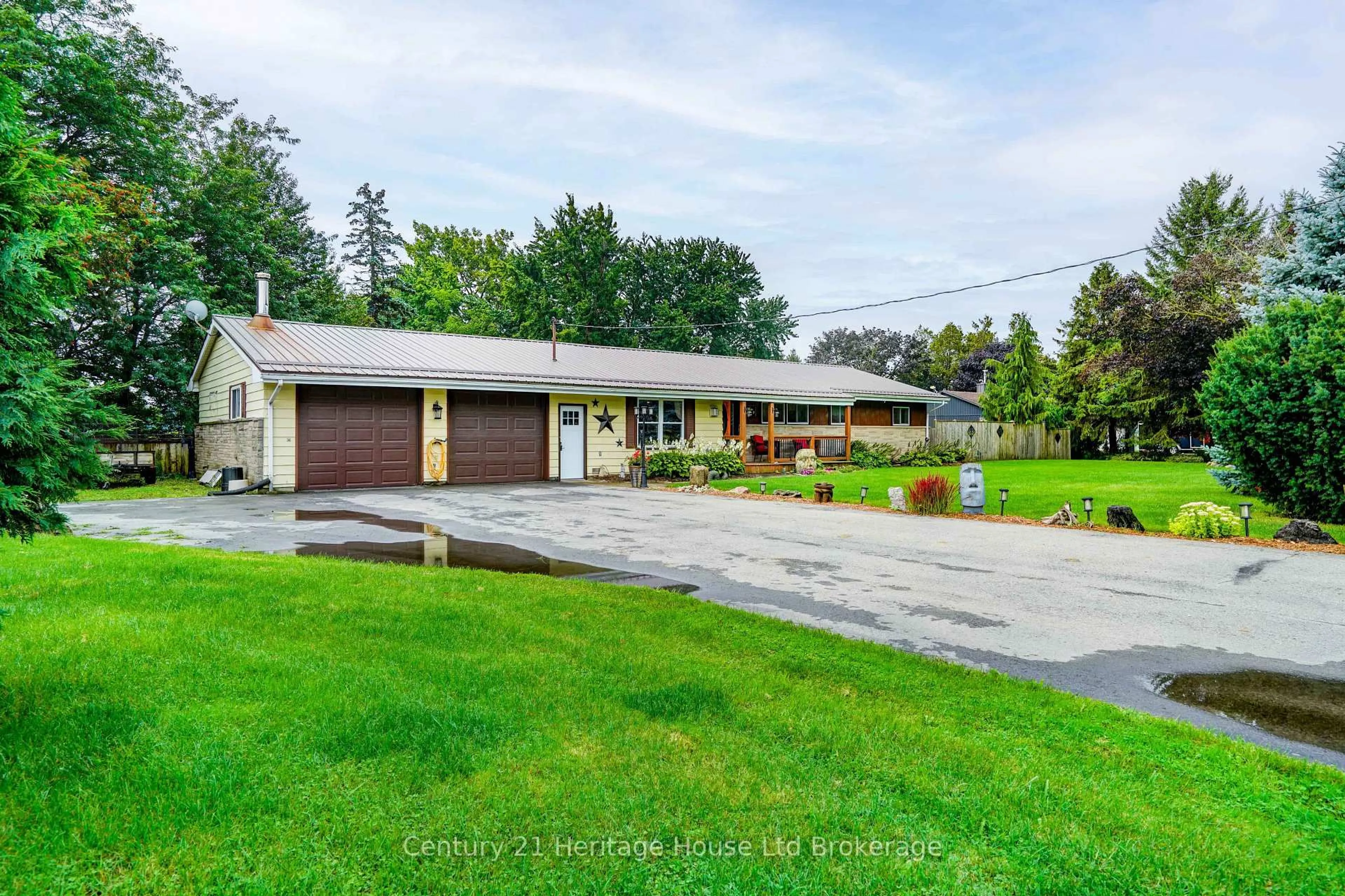 A pic from outside/outdoor area/front of a property/back of a property/a pic from drone, street for 264230 Prouse Rd, South-West Oxford Ontario N0J 1N0