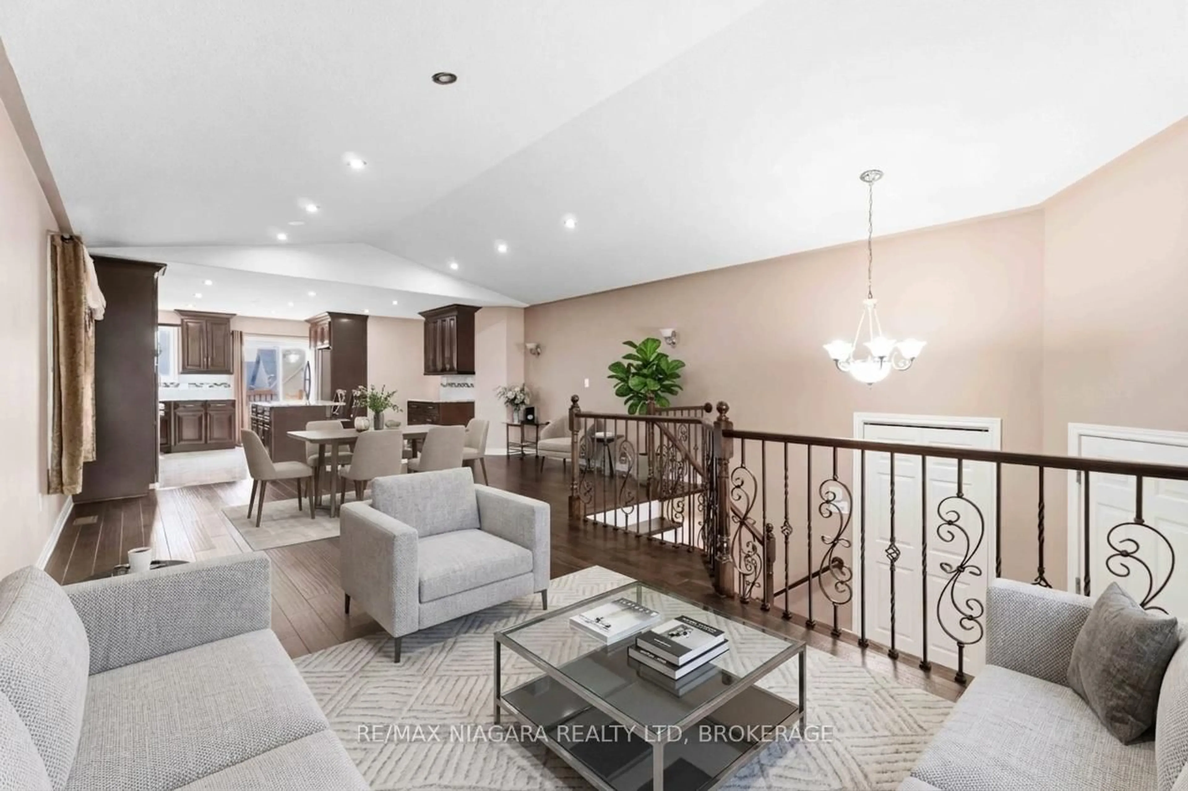 Living room with furniture, unknown for 8253 Costabile Dr, Niagara Falls Ontario L2H 3L2