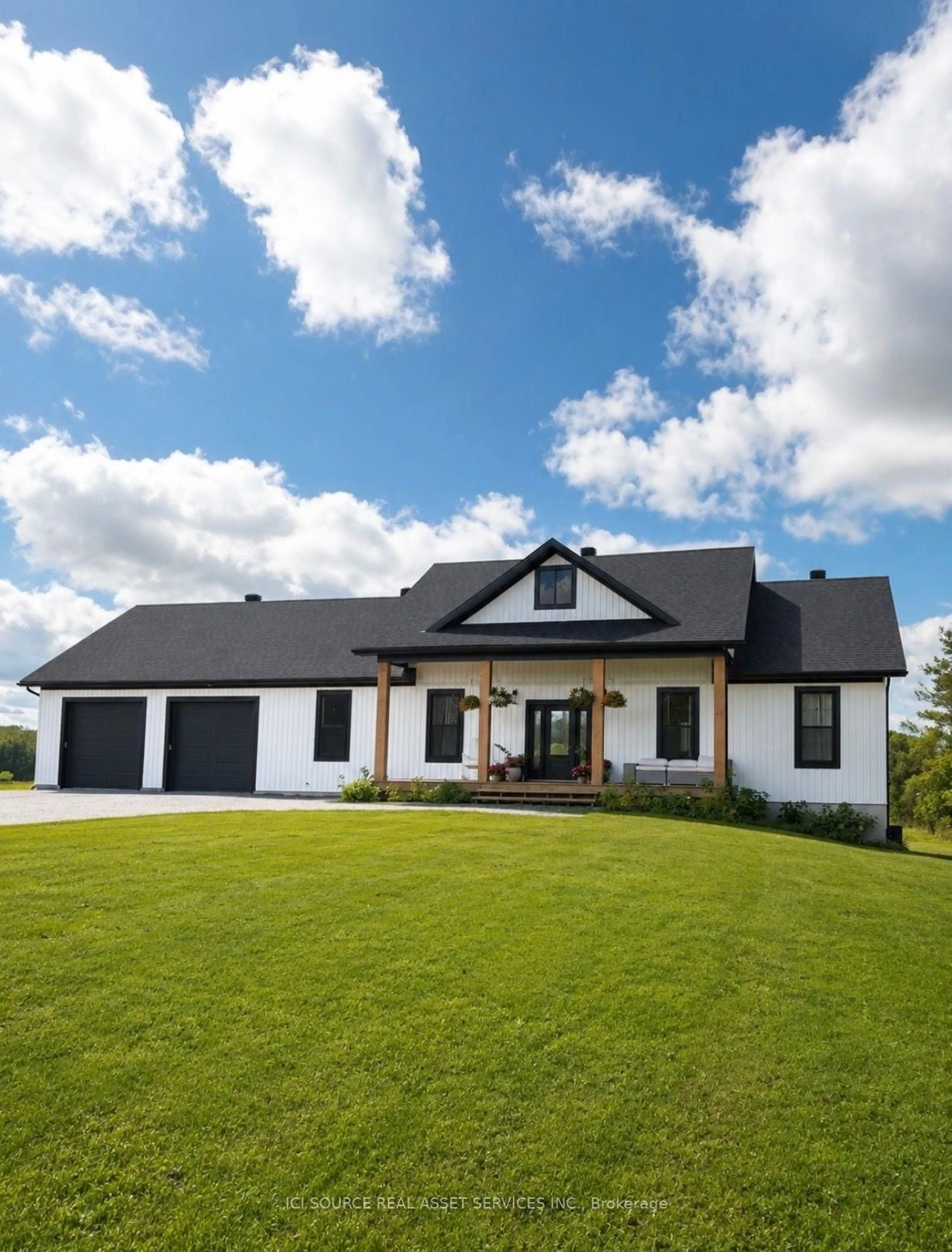 Home with vinyl exterior material, unknown for 723 Rosedale Rd, Smiths Falls Ontario K7A 4S7