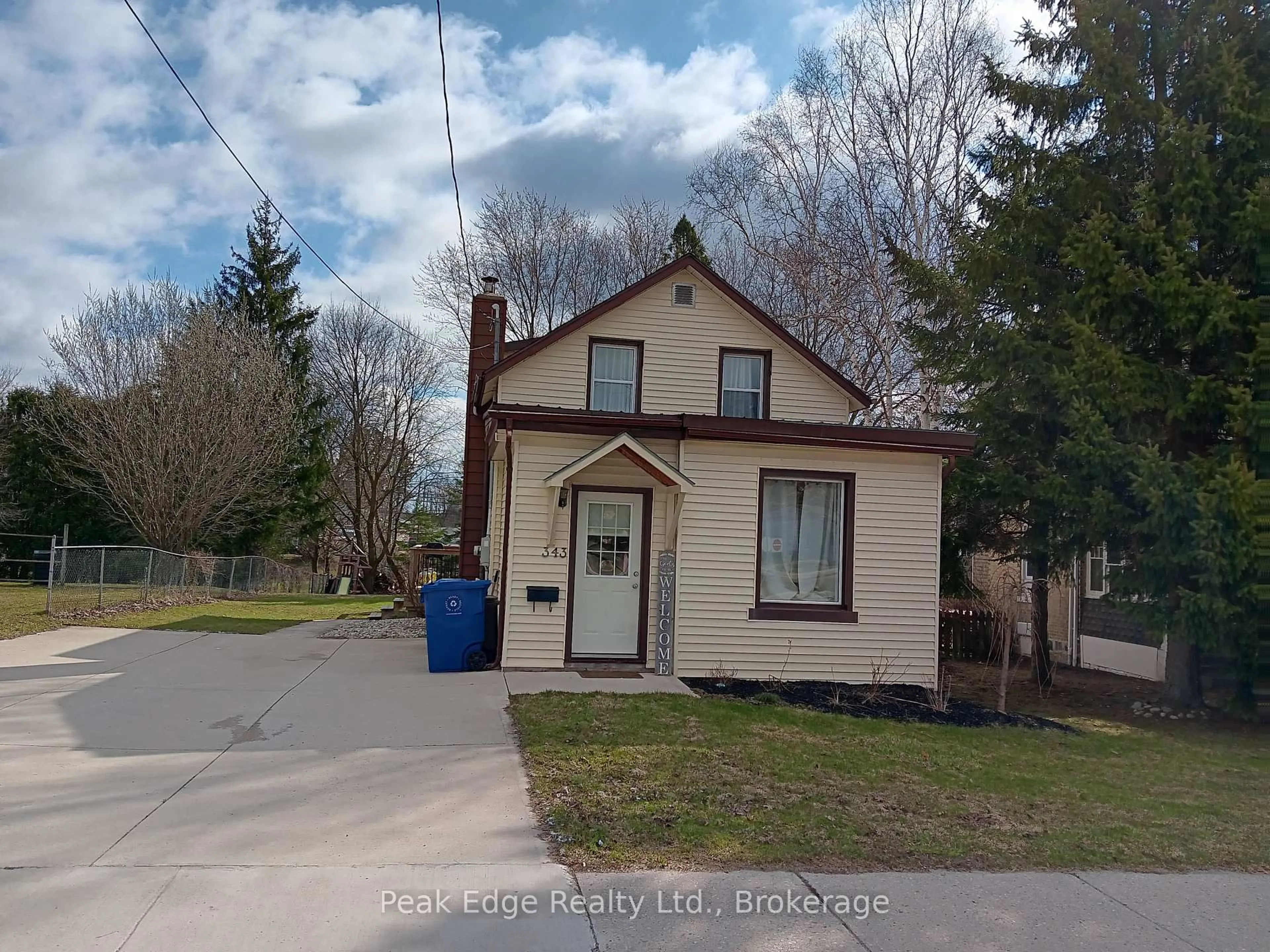 Unknown for 343 10th Ave, Hanover Ontario N4N 2N4