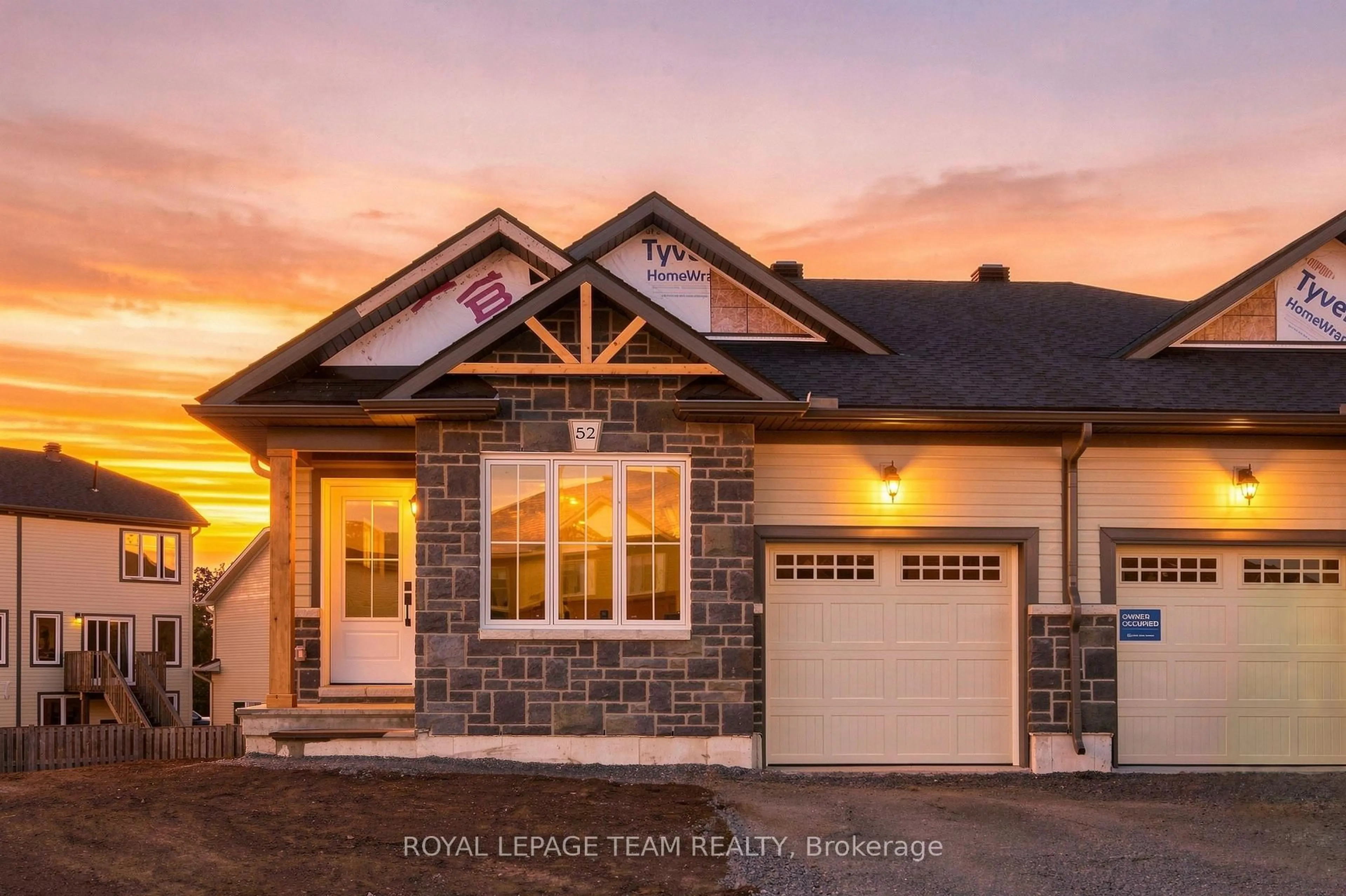 Unknown for 52 Whitcomb Cres, Smiths Falls Ontario K7A 0C2