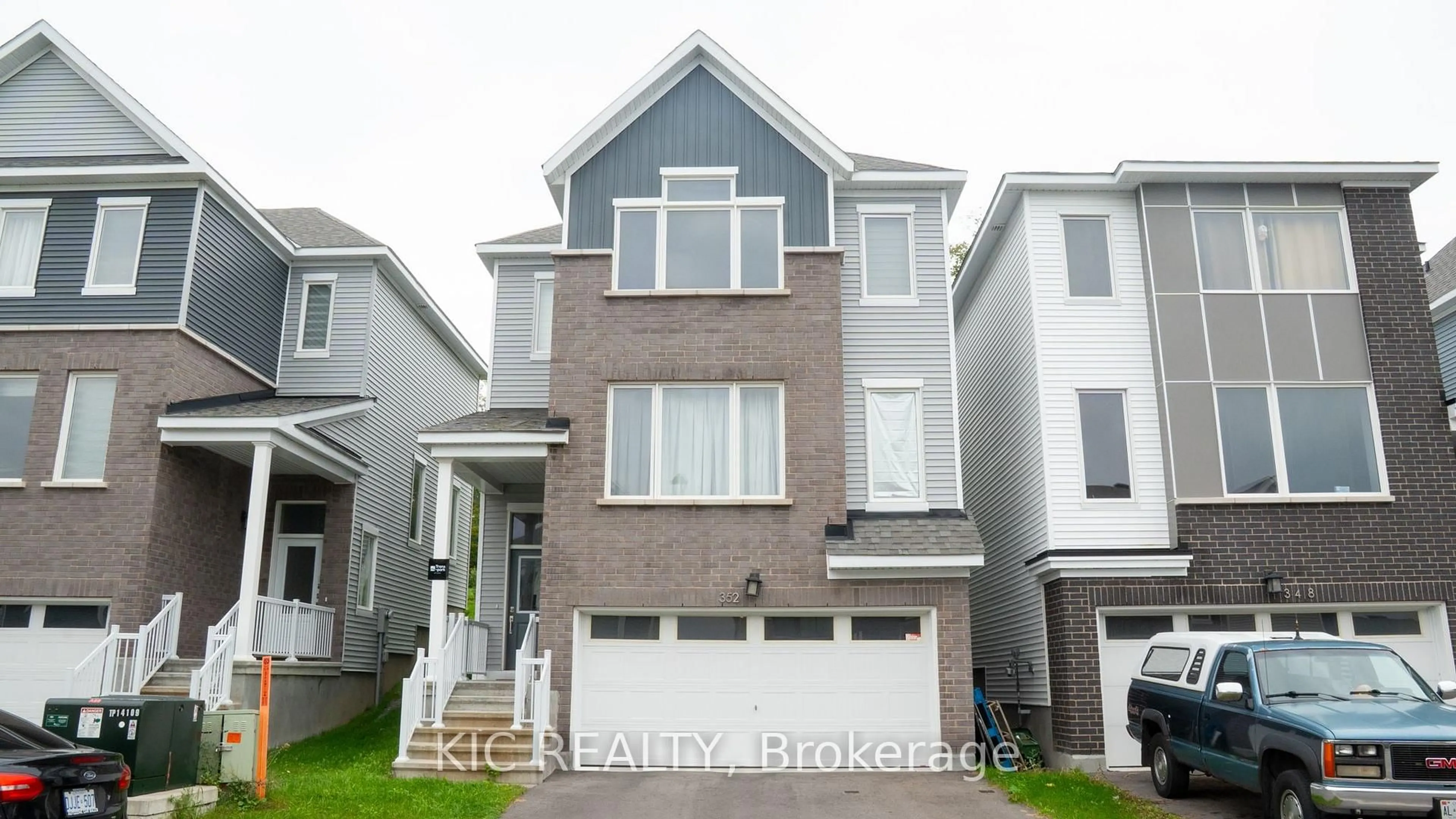Unknown for 352 Appalachian Circ, Ottawa Ontario K2J 6X3