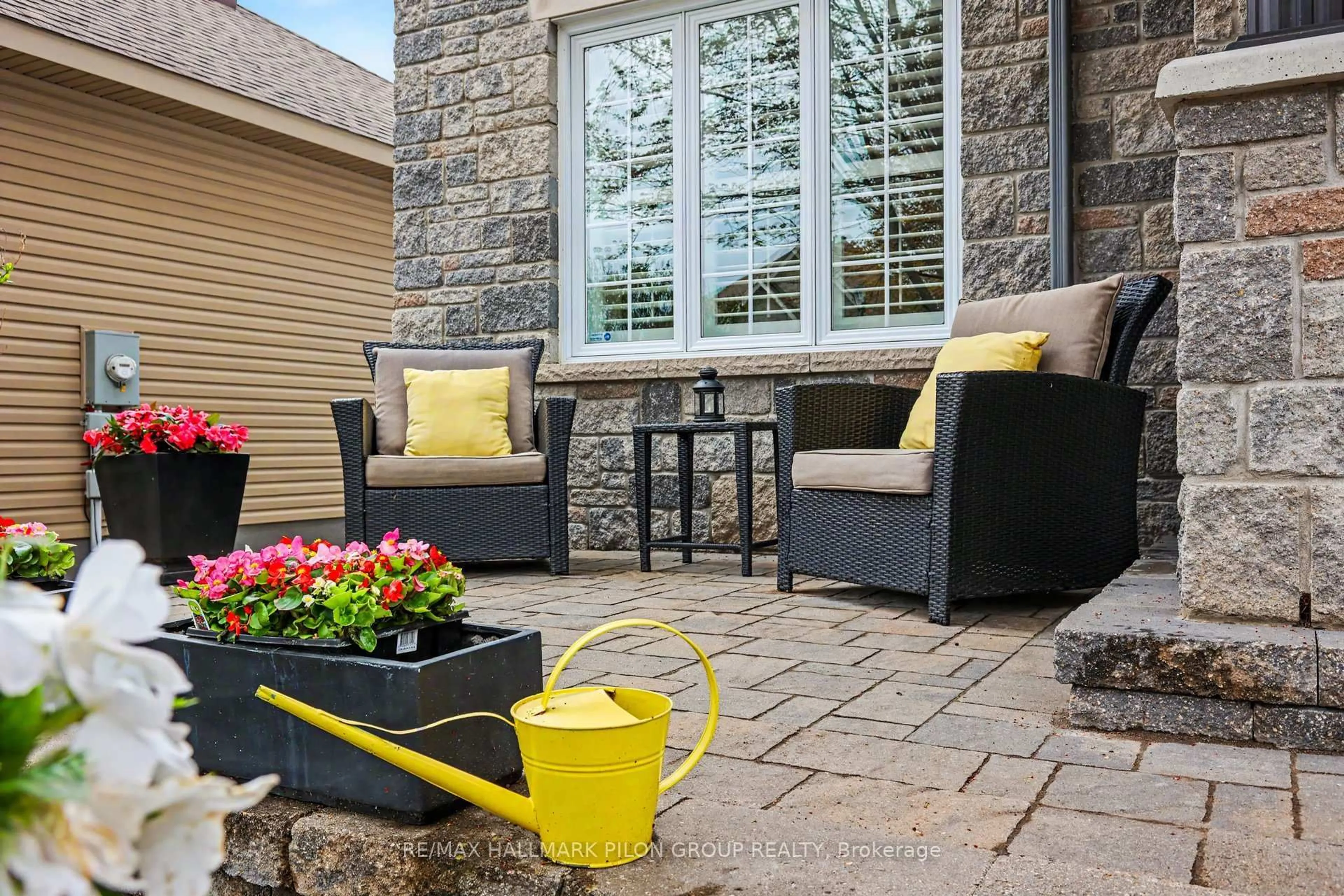 Patio, street for 26 Honore Cres, The Nation Ontario K0A 2M0