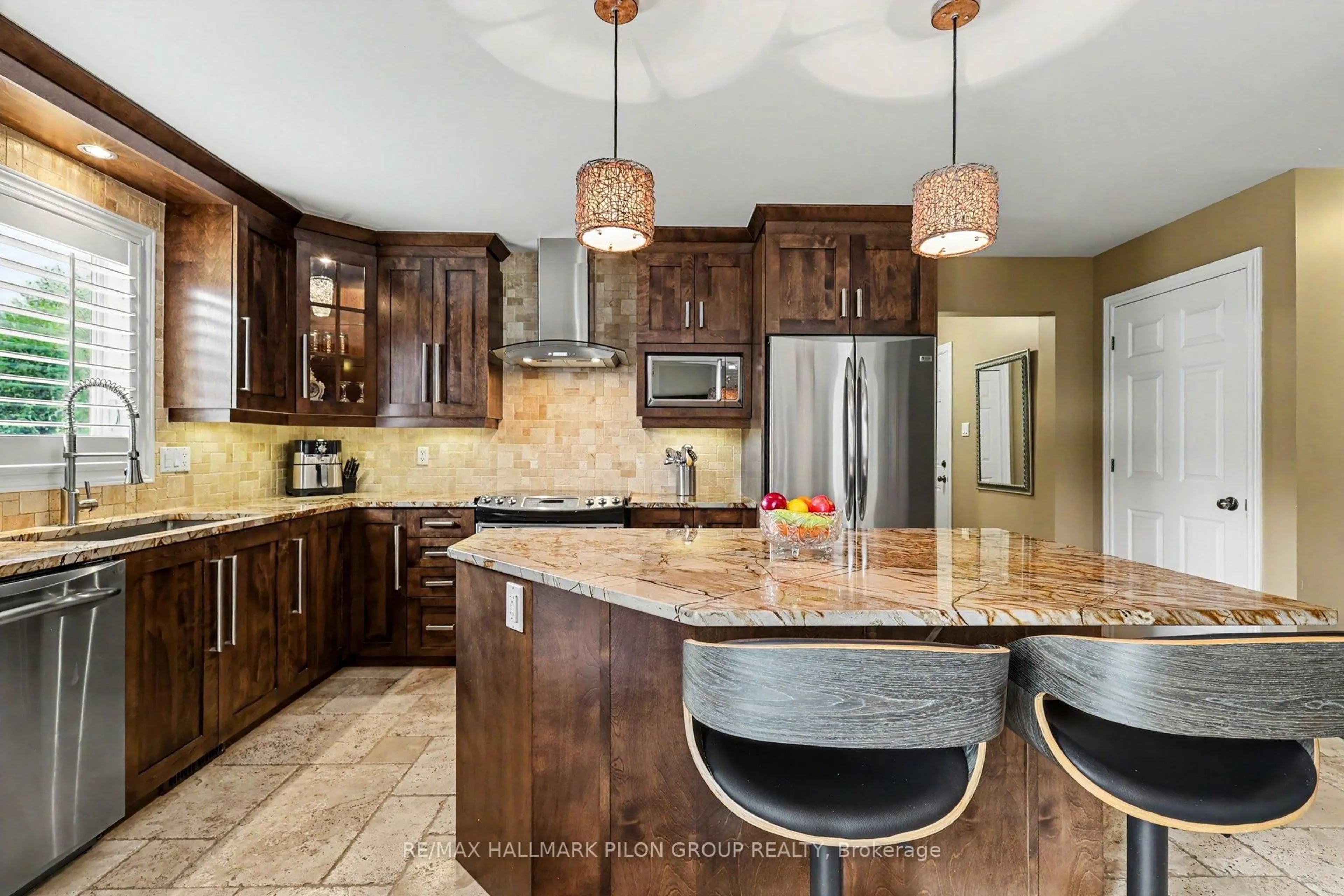 Open concept kitchen, ceramic/tile floor for 26 Honore Cres, The Nation Ontario K0A 2M0