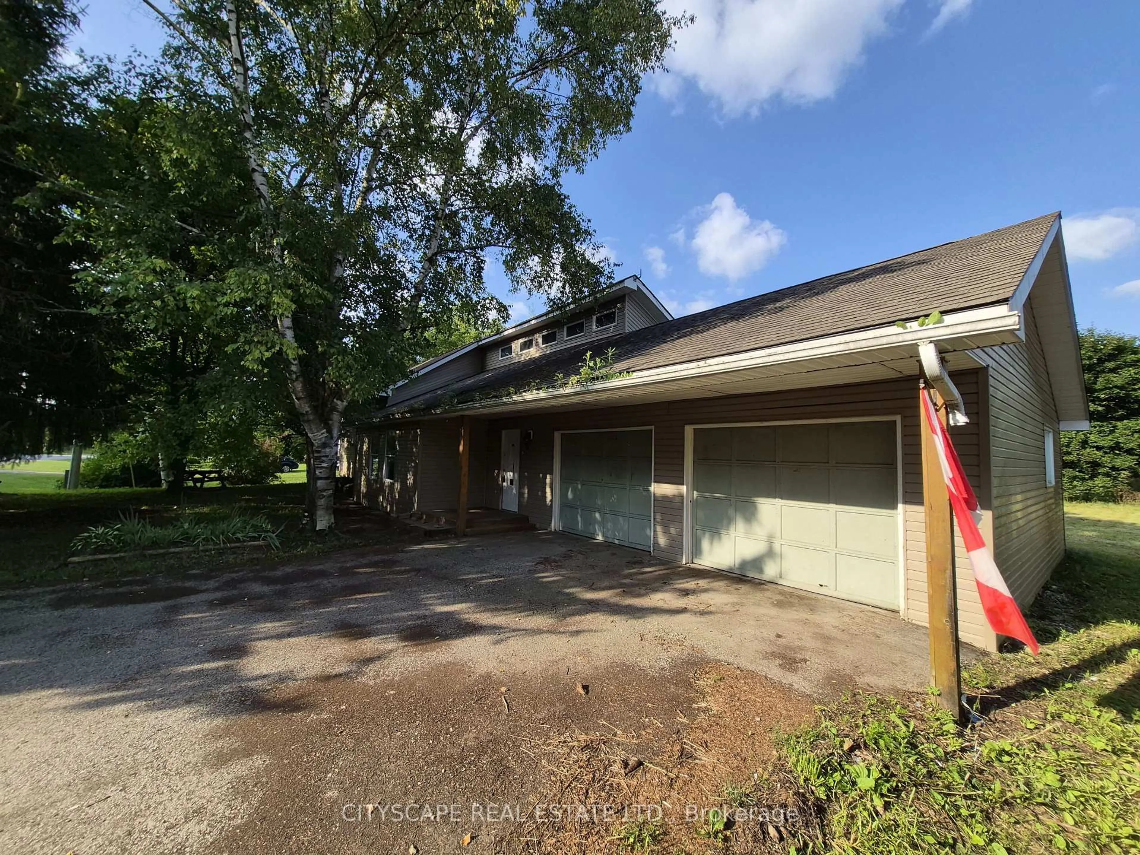 A pic from outside/outdoor area/front of a property/back of a property/a pic from drone, unknown for 108 Gordon St, Chatsworth Ontario N0H 2V0
