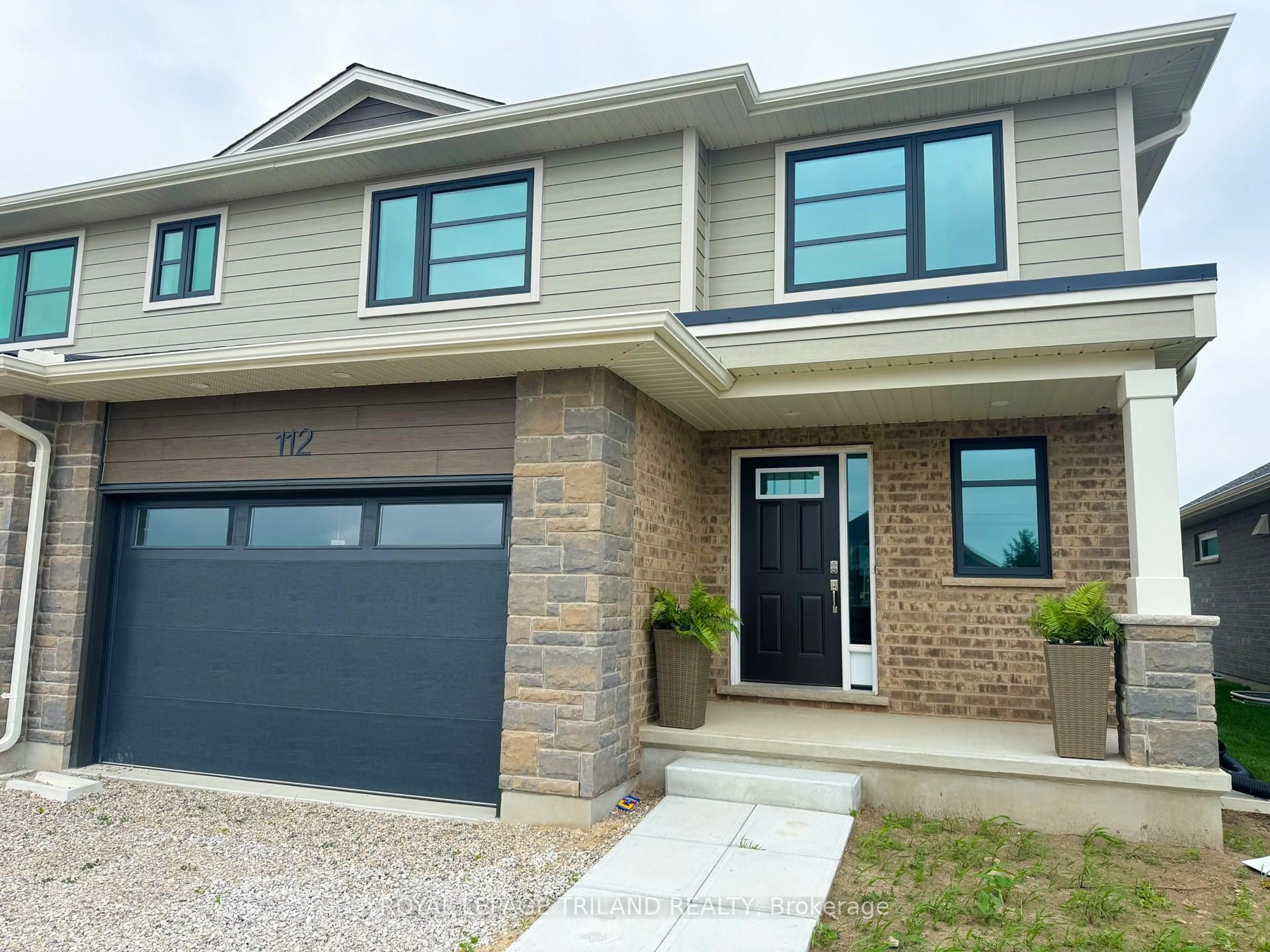 Home with brick exterior material, street for 112 Styles Dr, St. Thomas Ontario N5R 0N8