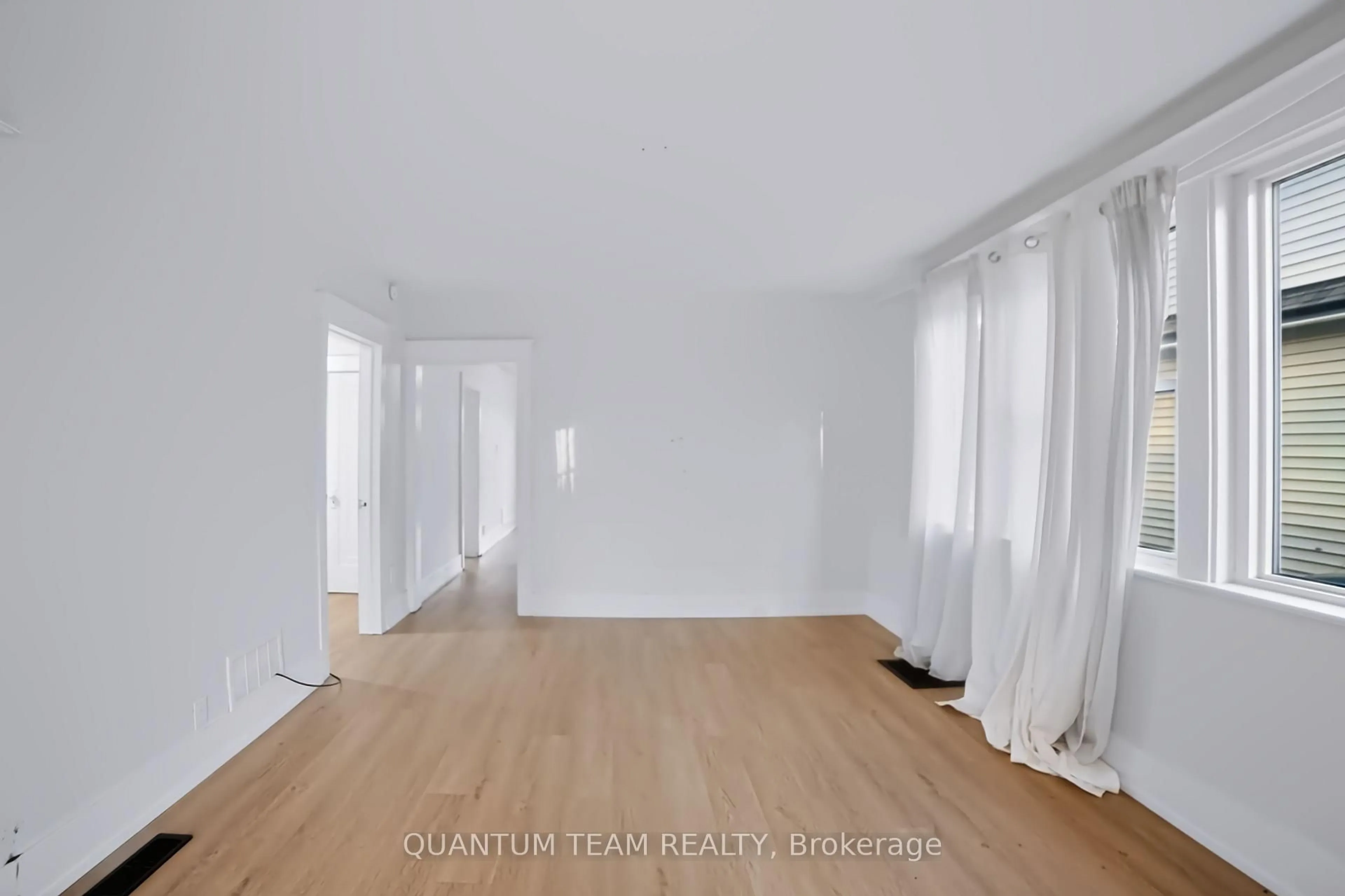 A pic of a room for 18 Ormonde Ave, St. Catharines Ontario L2M 5P2