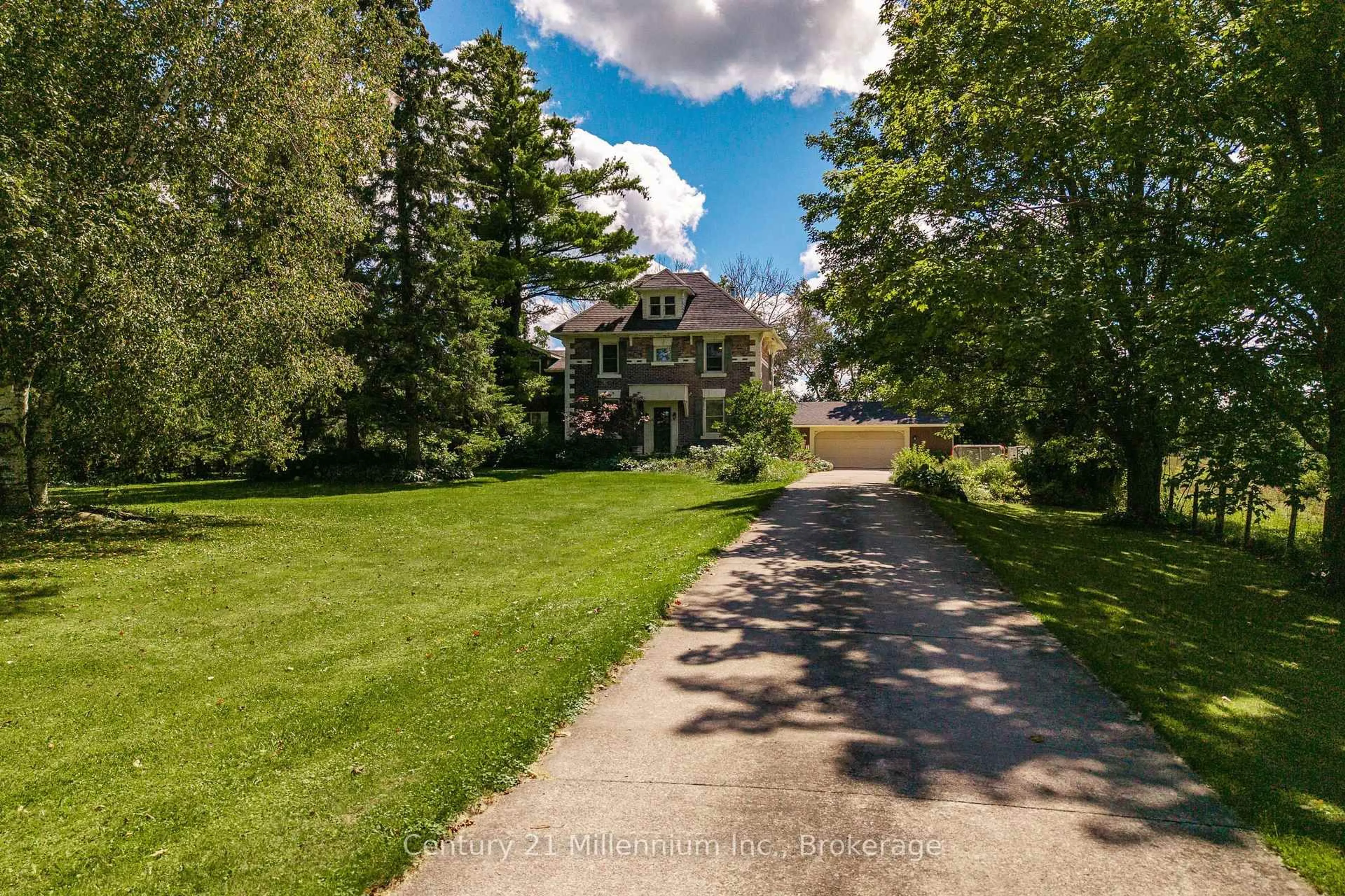 A pic from outside/outdoor area/front of a property/back of a property/a pic from drone, street for 101774 Grey 5 Rd, Georgian Bluffs Ontario N4K 5N5
