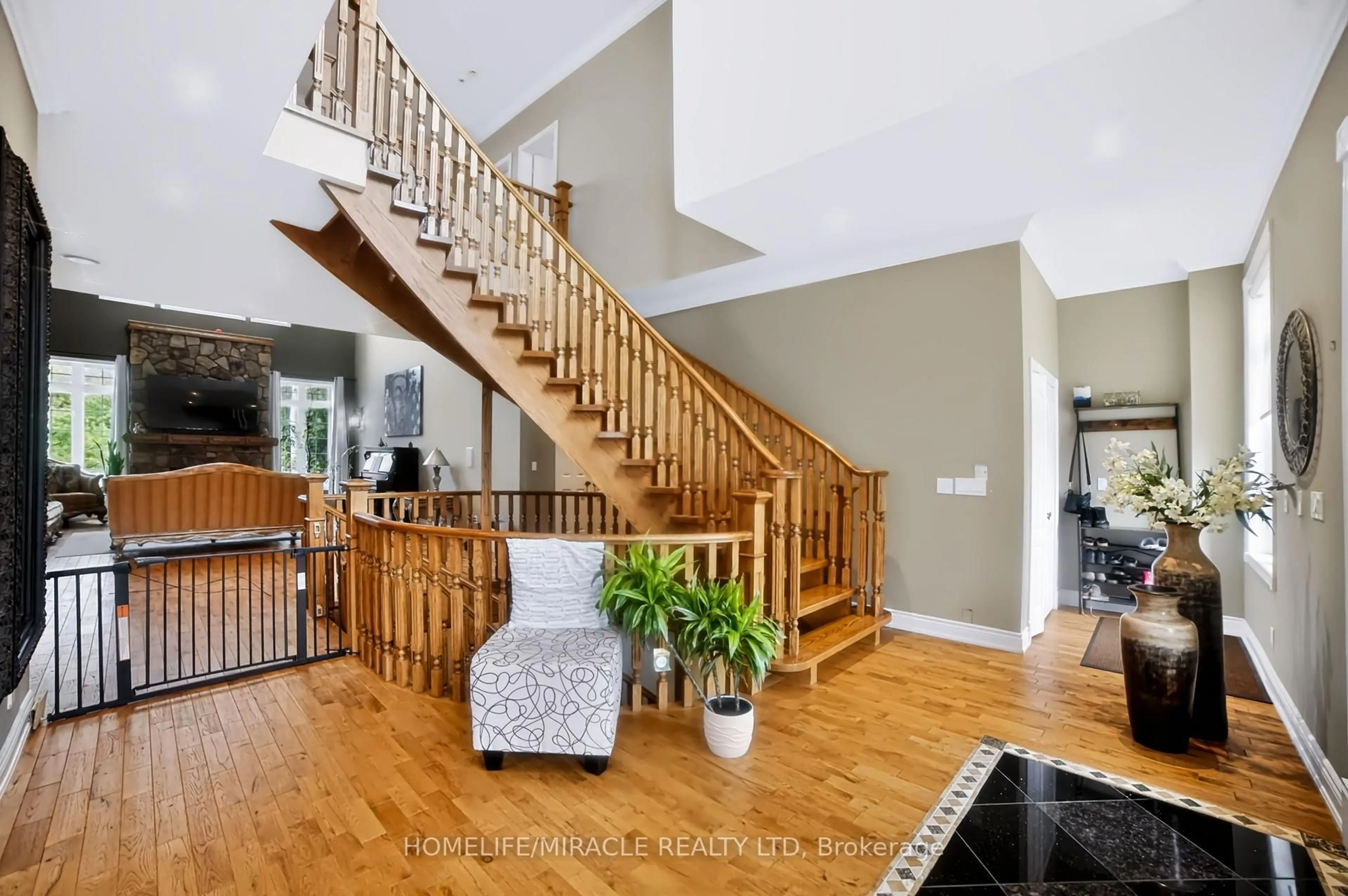 Unknown for 345305 15th Side Rd, Amaranth Ontario L9W 3W2