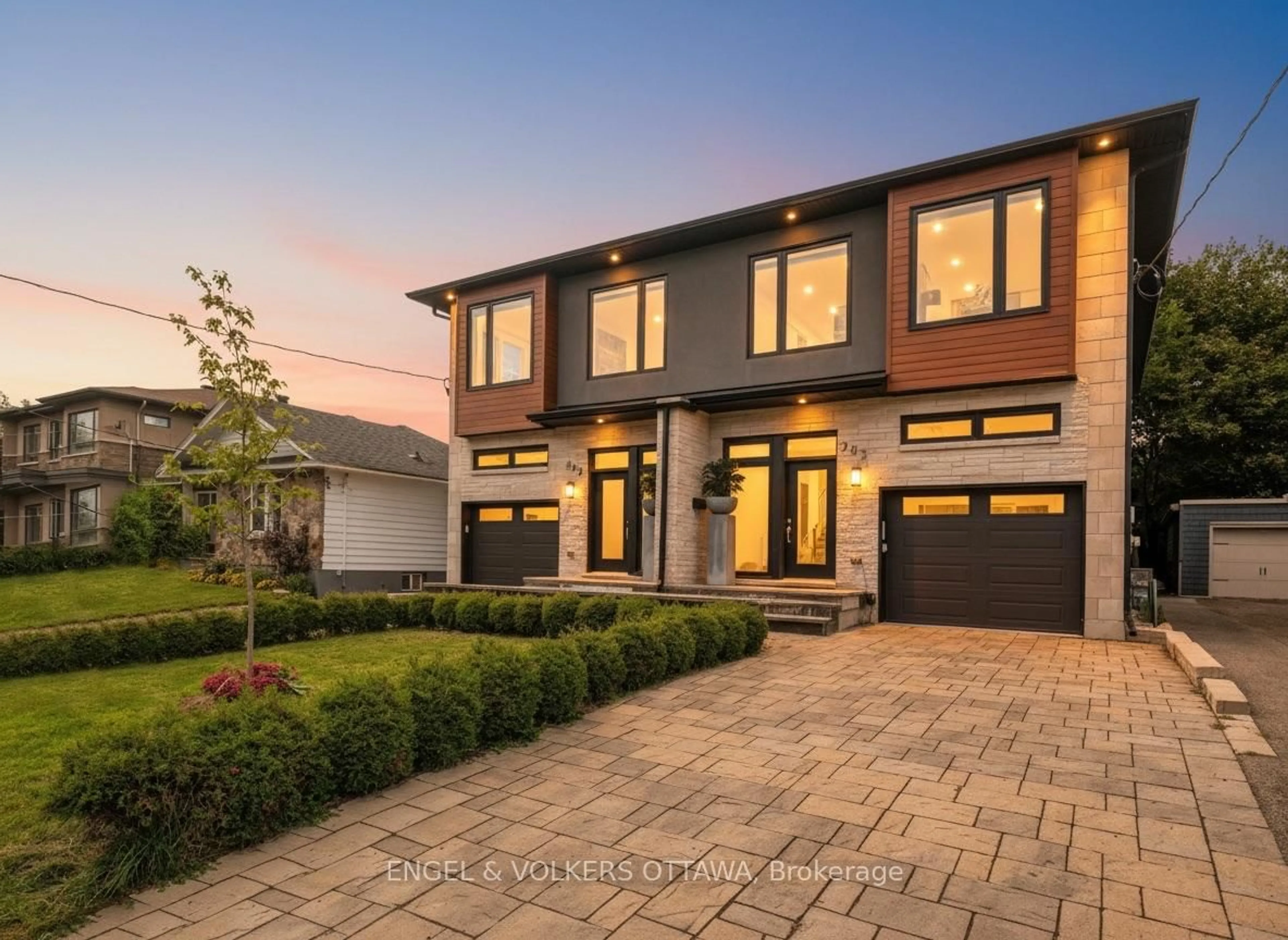 Home with brick exterior material, street for 303 Westhill Ave, Ottawa Ontario K1Z 7H7