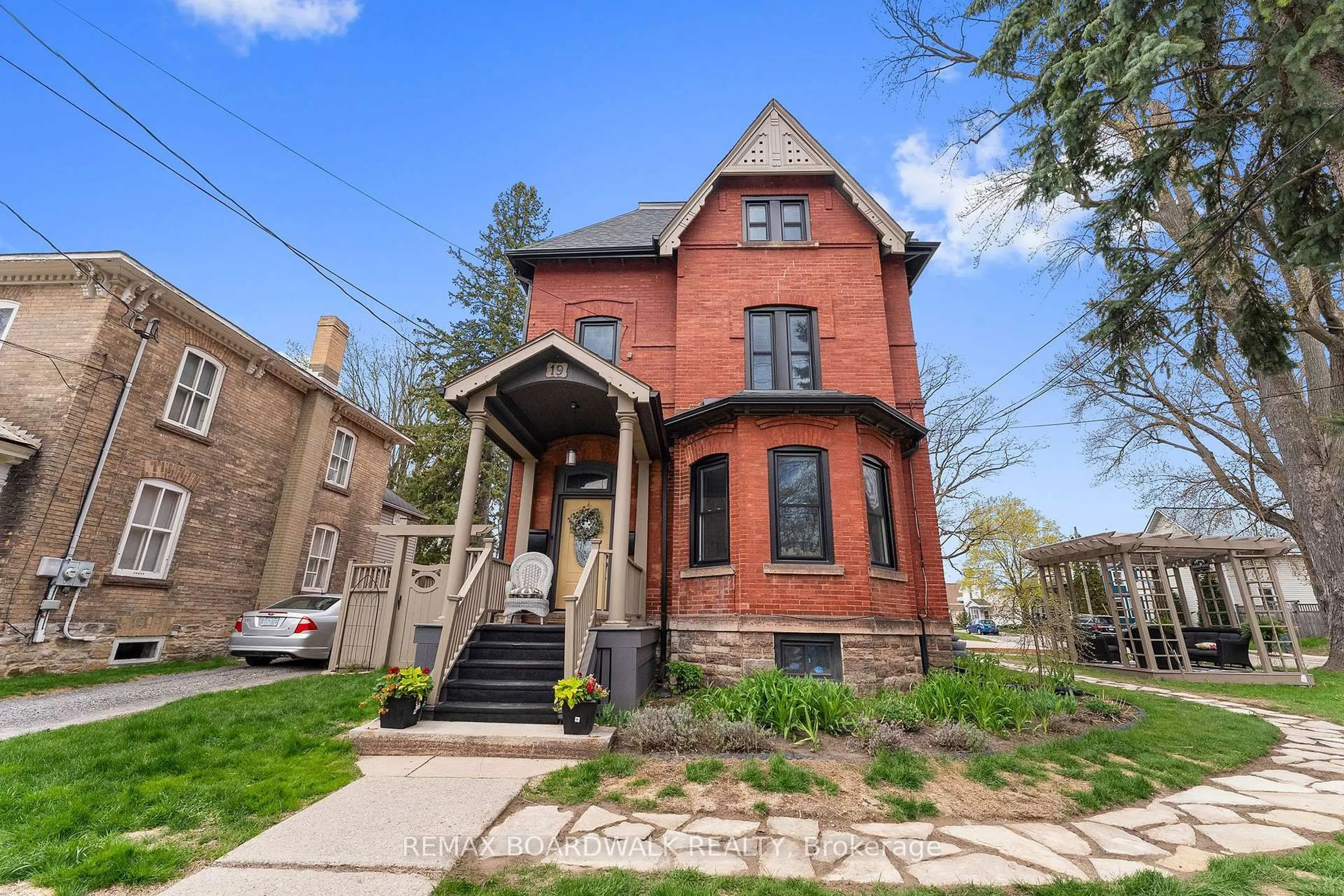 Home with brick exterior material, street for 19 North St, Perth Ontario K7H 2S4