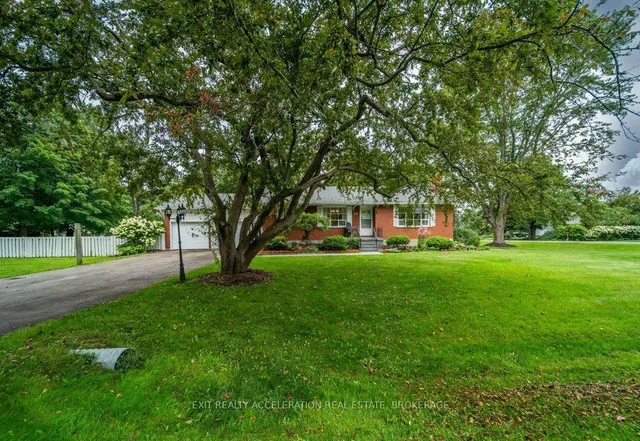 28 Southcrest Dr, Greater Napanee 4