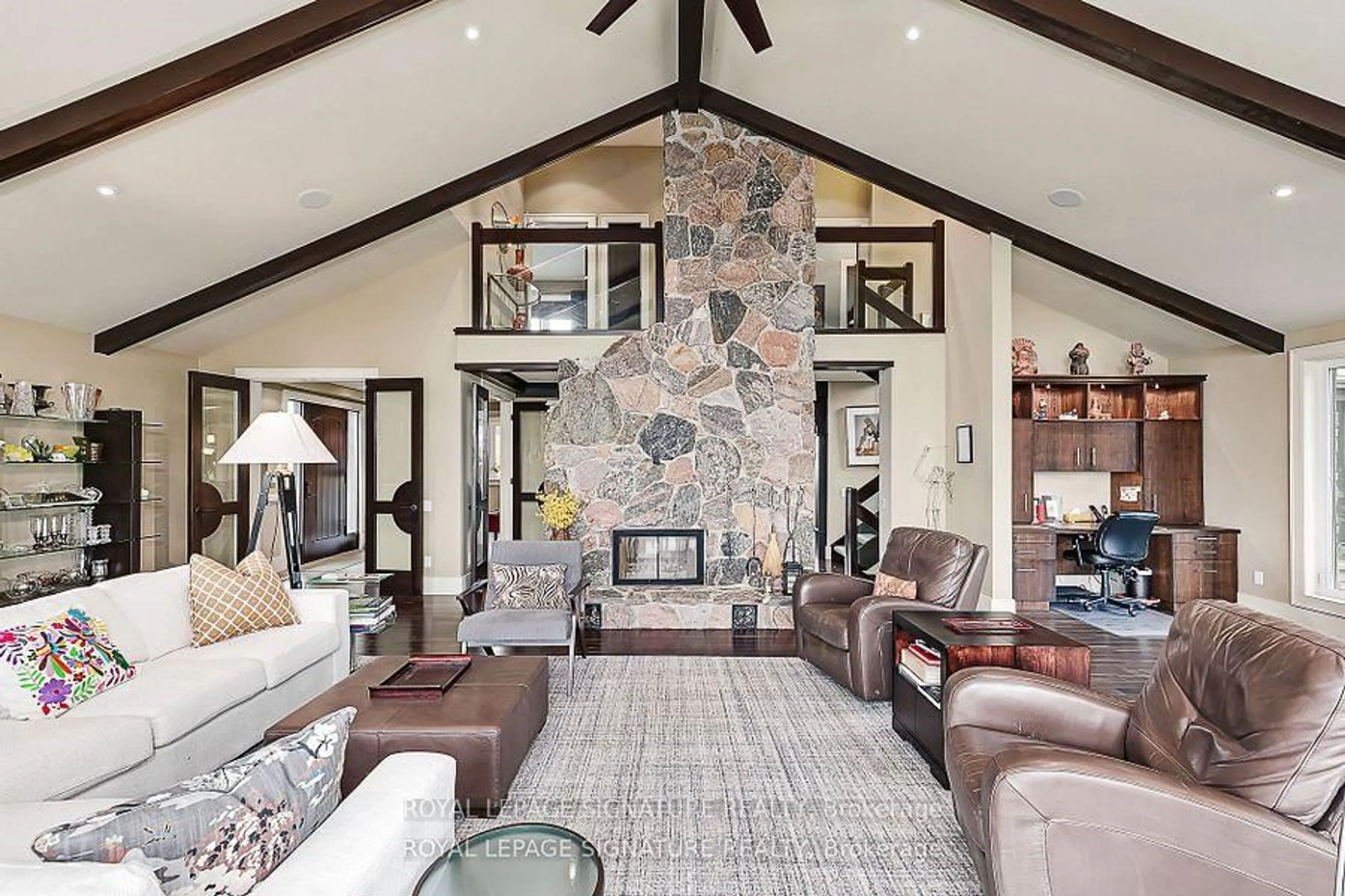 Living room with furniture, unknown for 608450 12th Sdrd, Blue Mountains Ontario N0H 2E0