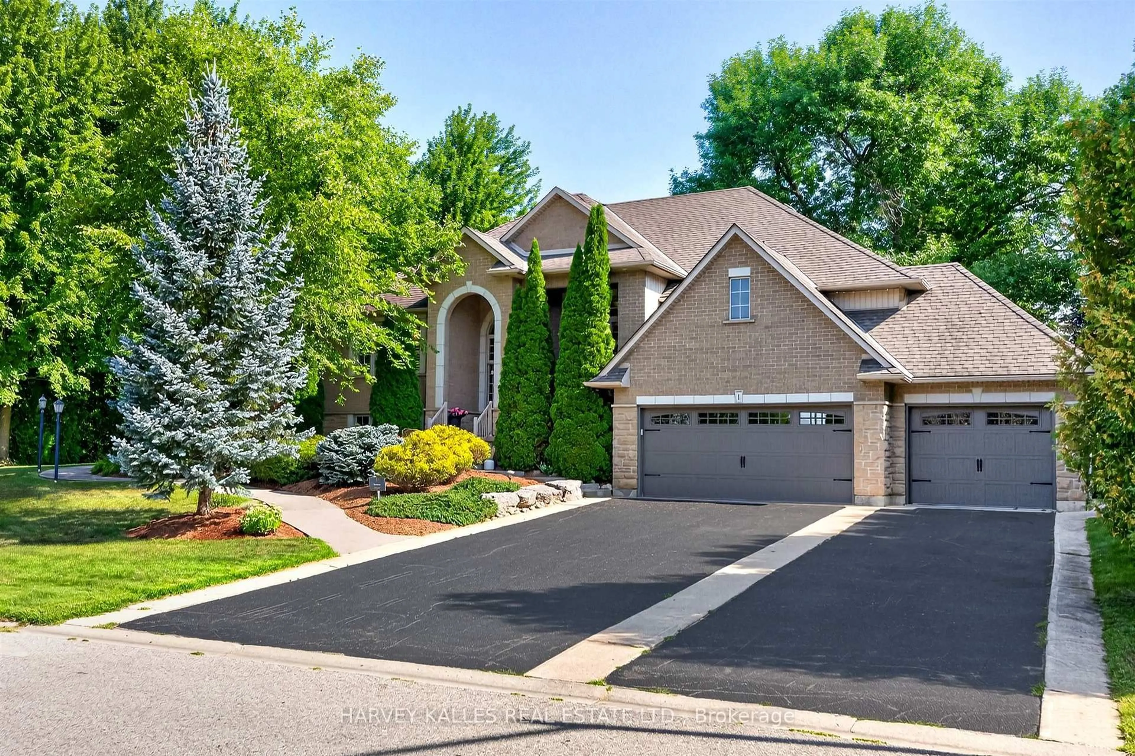 Home with brick exterior material, street for 1 Franks Lane, Brantford Ontario N3T 5L7