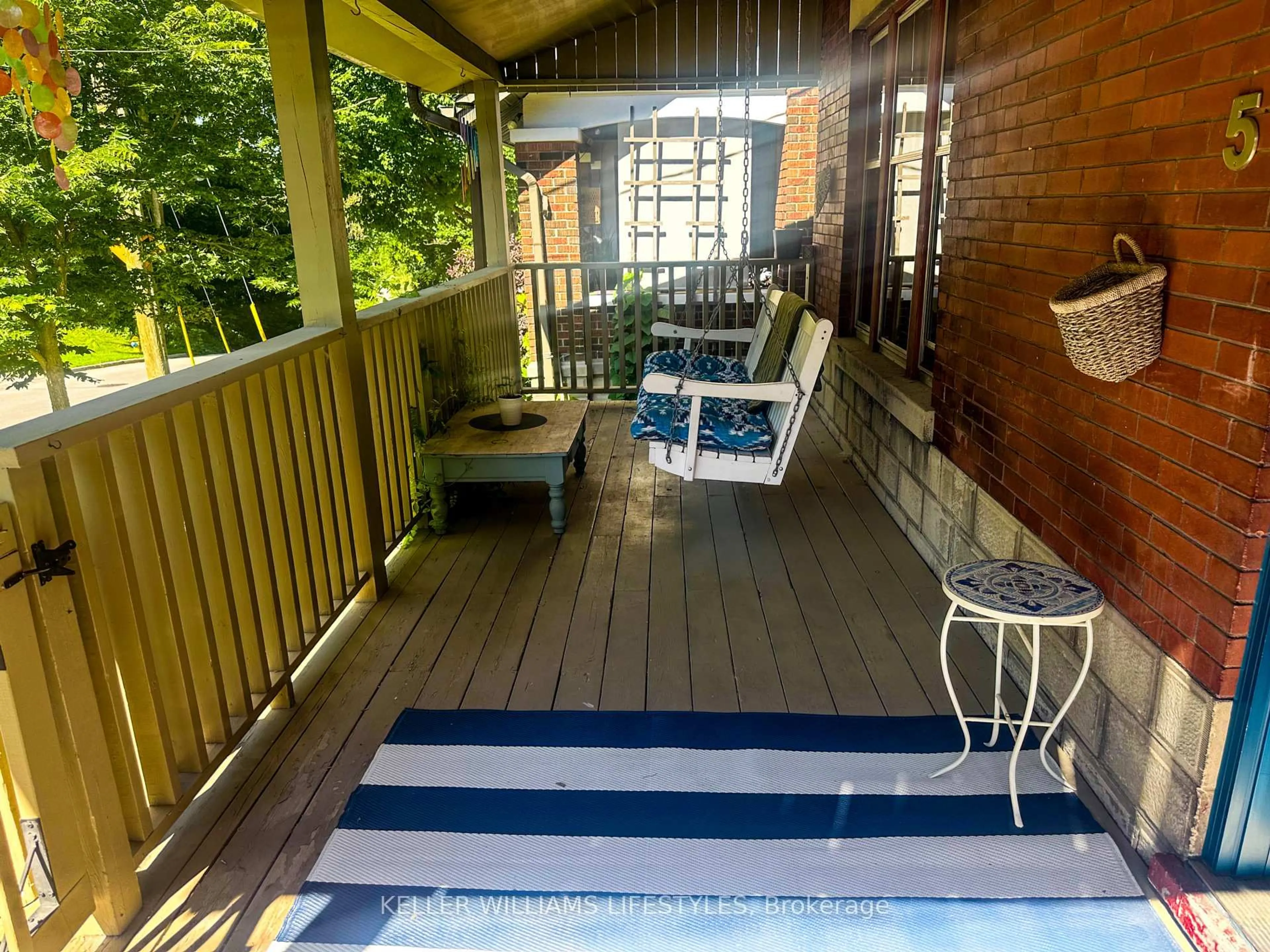 Patio, street for 5 Cove Rd, London South Ontario N6J 1H7