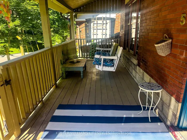 5 Cove Rd, London South 2