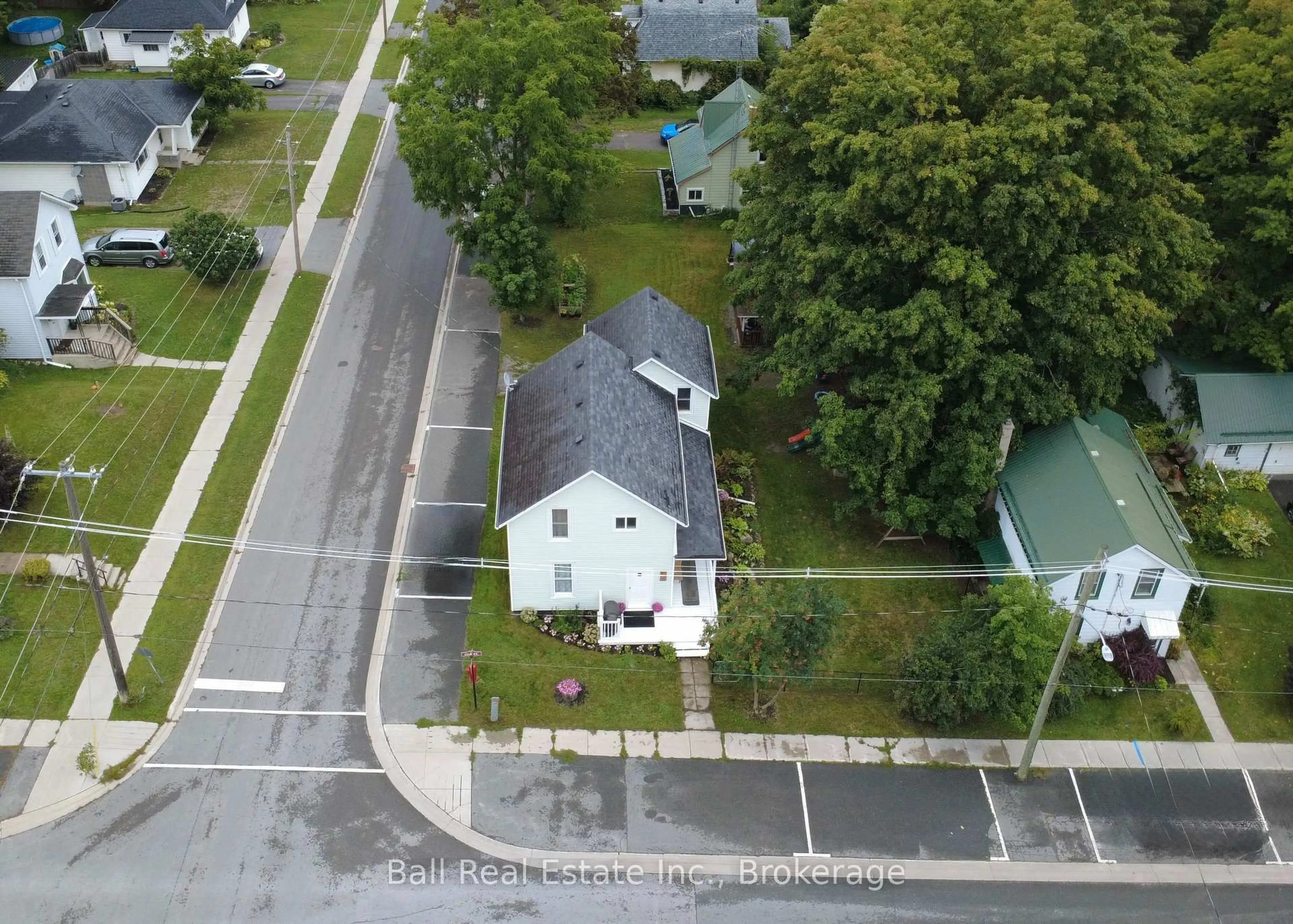 A pic from outside/outdoor area/front of a property/back of a property/a pic from drone, street for 22 Oak St, Havelock-Belmont-Methuen Ontario K0L 1Z0