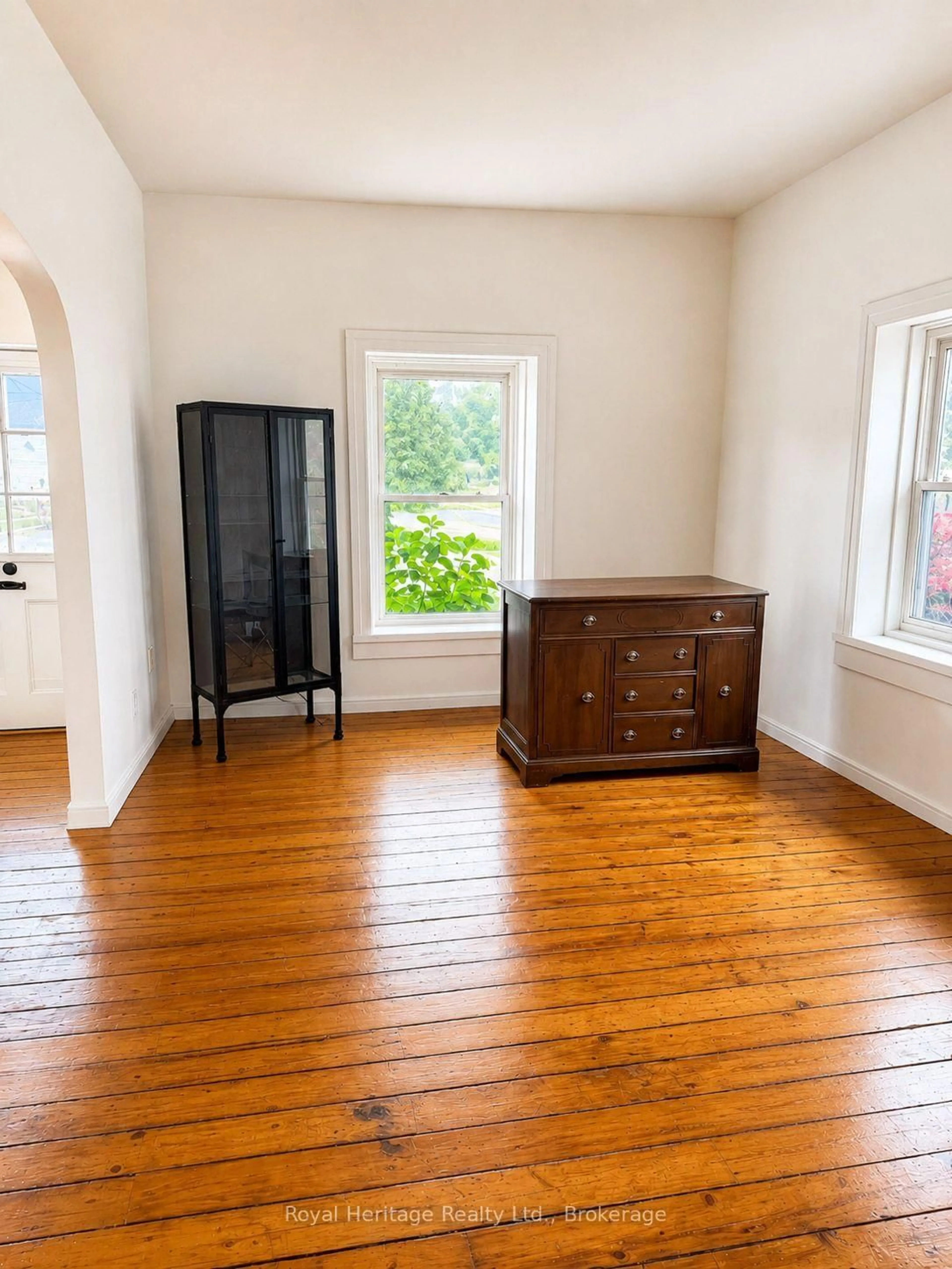 A pic of a room for 6 Willard St, Belleville Ontario K8P 1C5