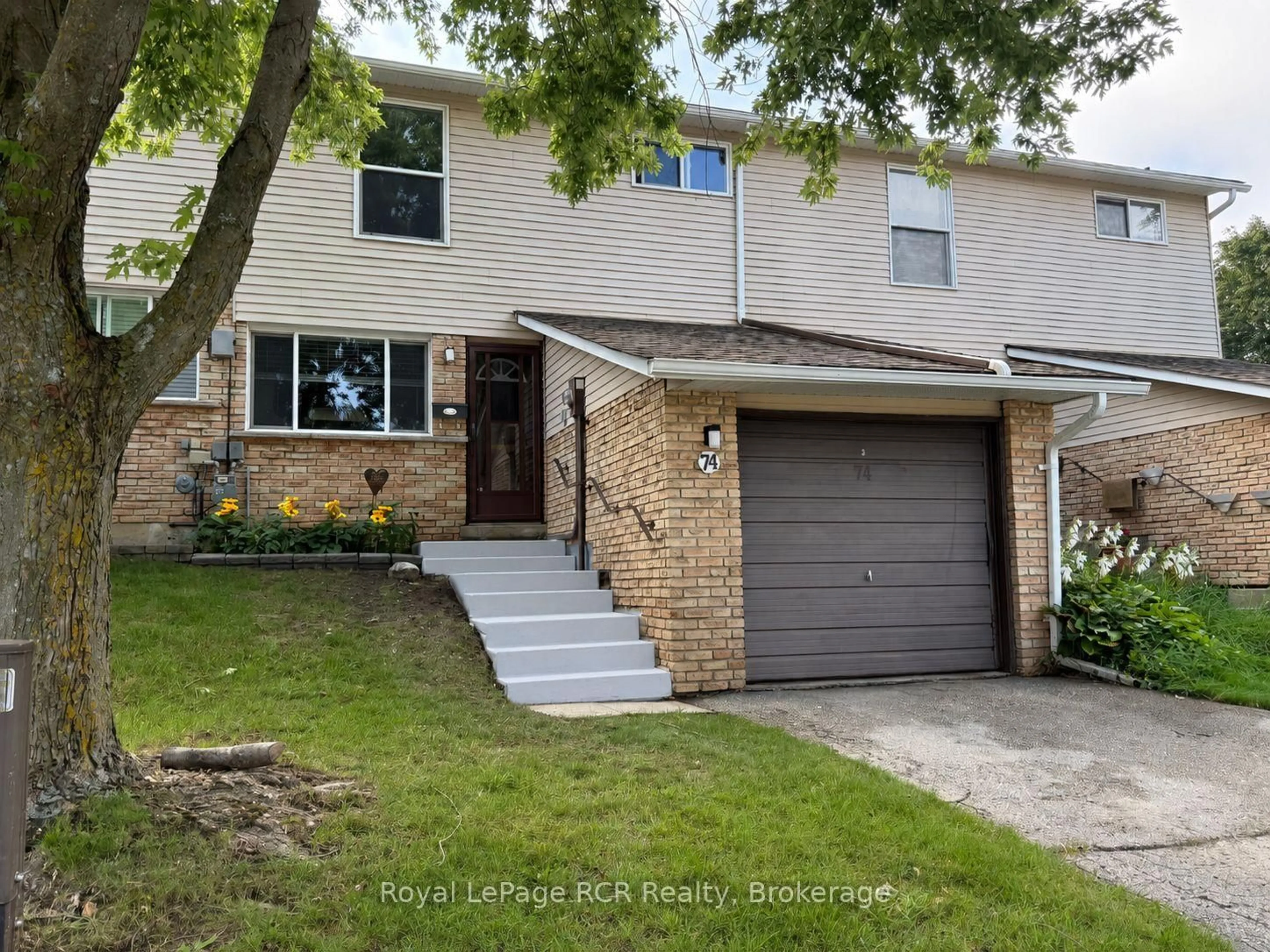 Home with brick exterior material, street for 74 Laurie Cres, Owen Sound Ontario N4K 6C3