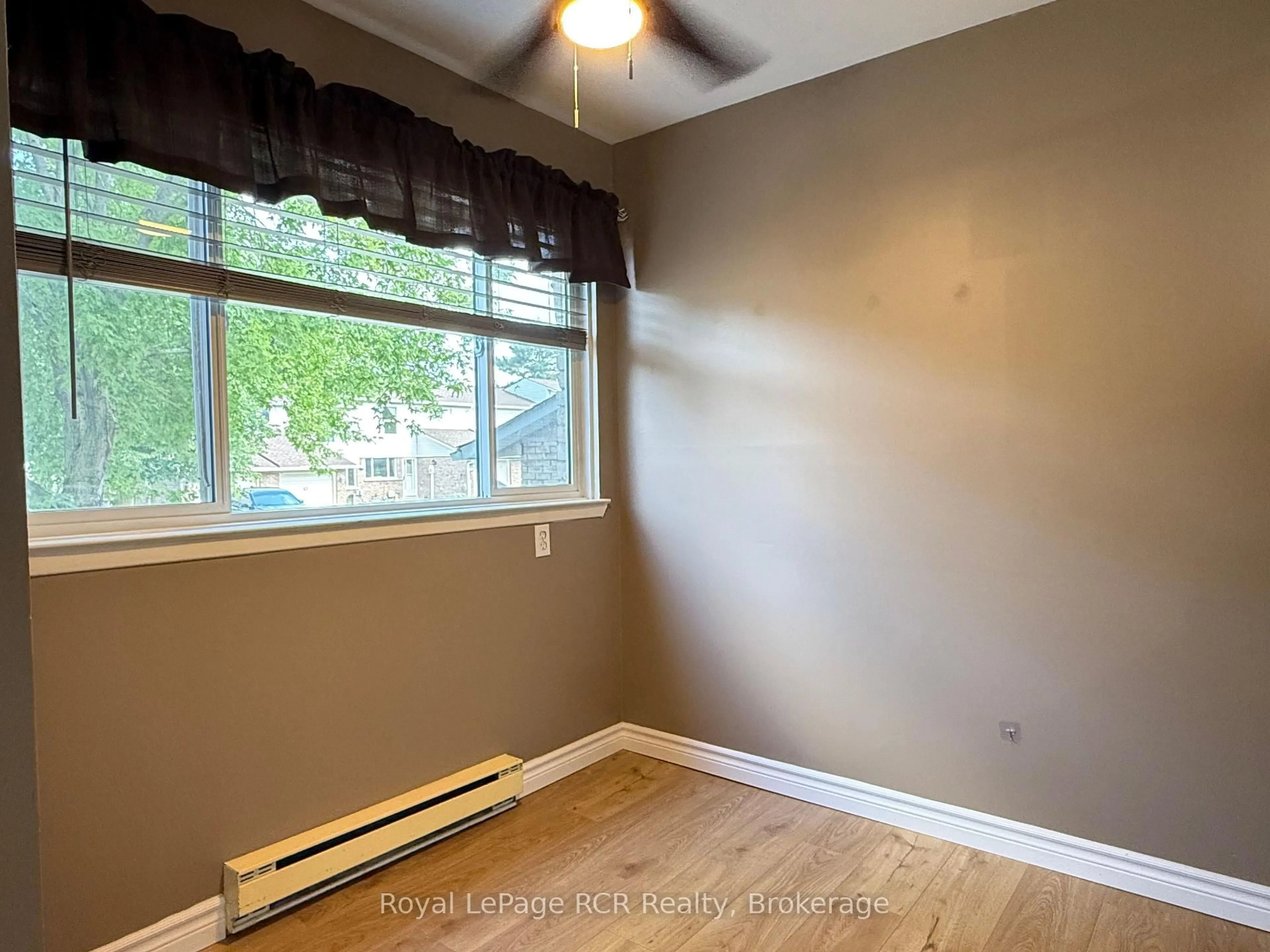 A pic of a room for 74 Laurie Cres, Owen Sound Ontario N4K 6C3