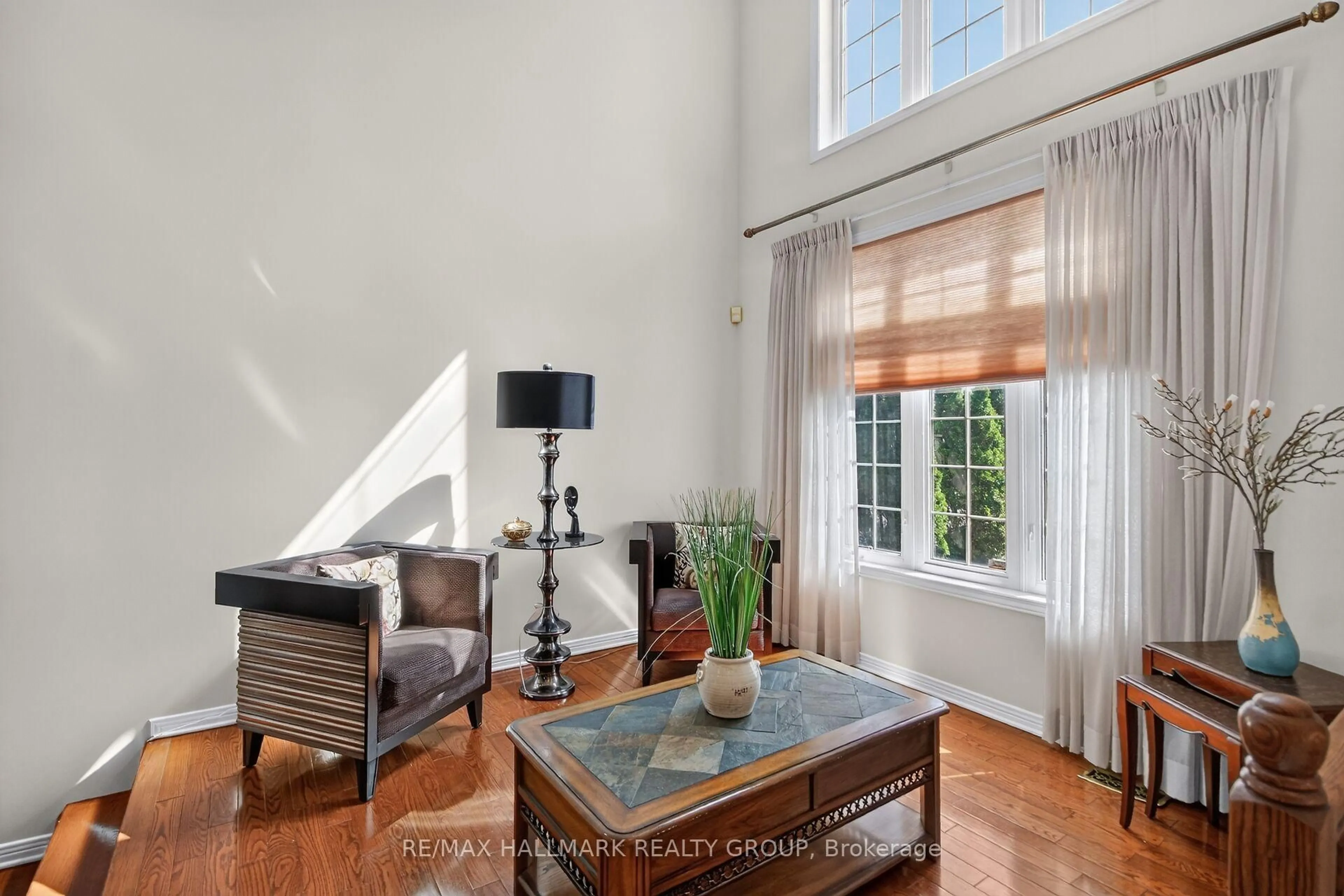 Living room with furniture, unknown for 11 Taj Crt, Ottawa Ontario K1G 5K6