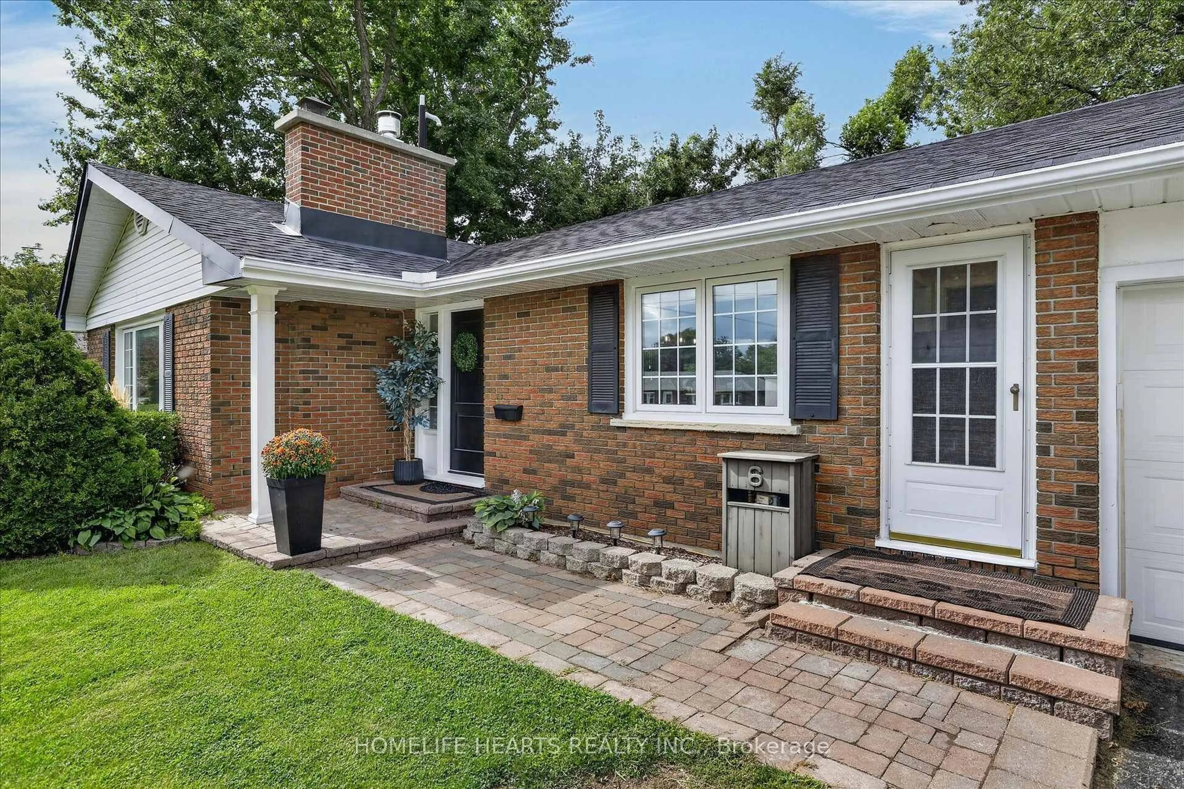 Home with brick exterior material, street for 6 Terraview Heights Dr, Selwyn Ontario K9L 1M5