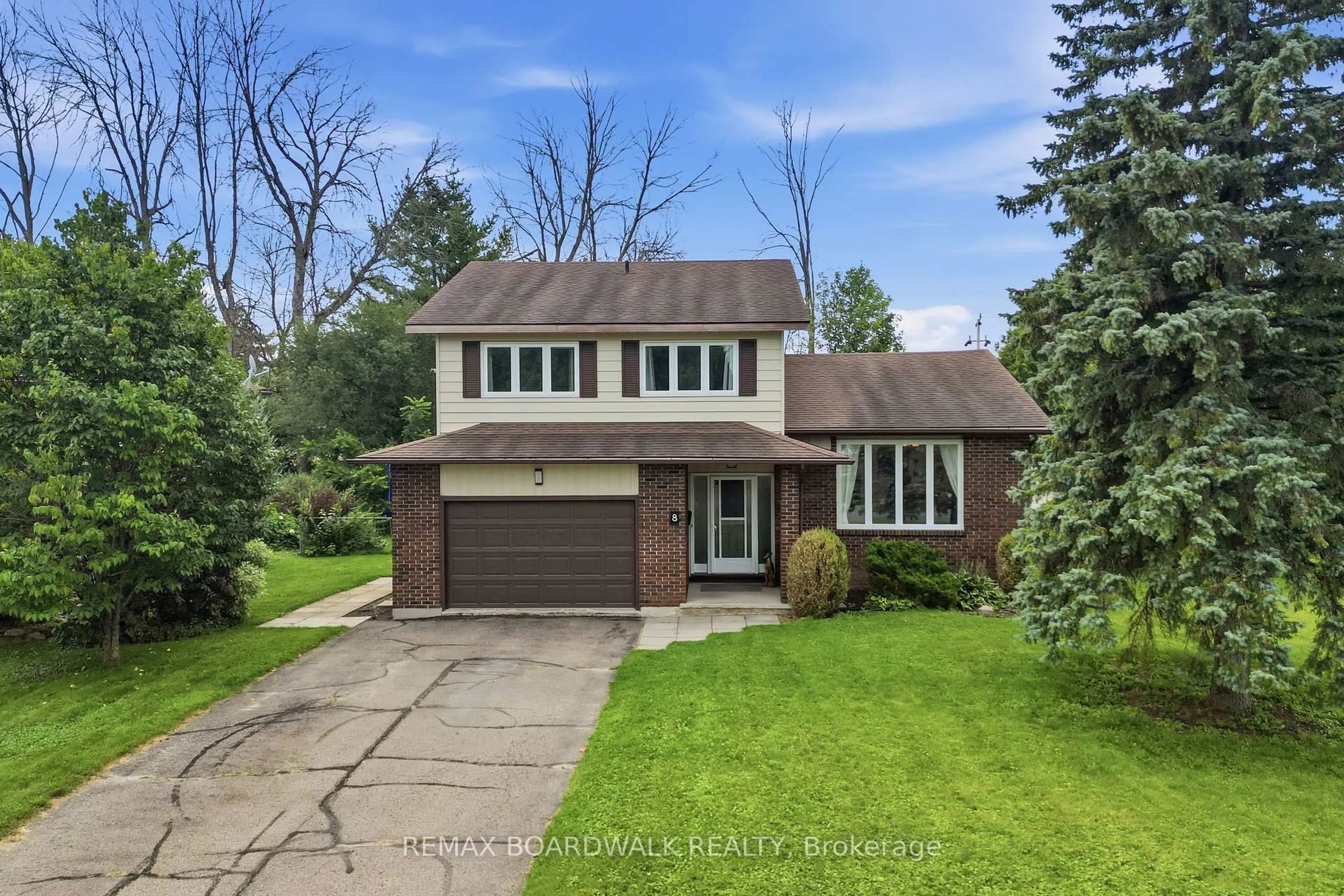 Home with brick exterior material, street for 8 Jessie Dr, Perth Ontario K7H 3J1