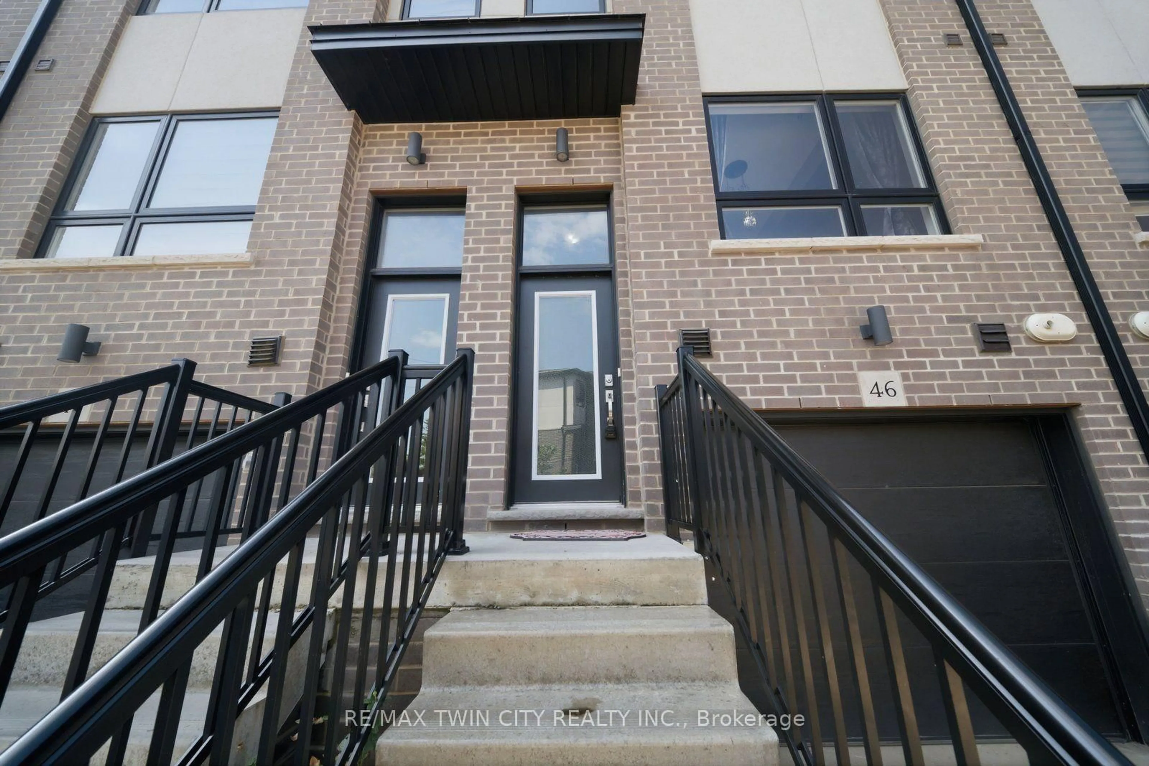 Unknown for 720 Grey St #46, Brantford Ontario N3S 0K2